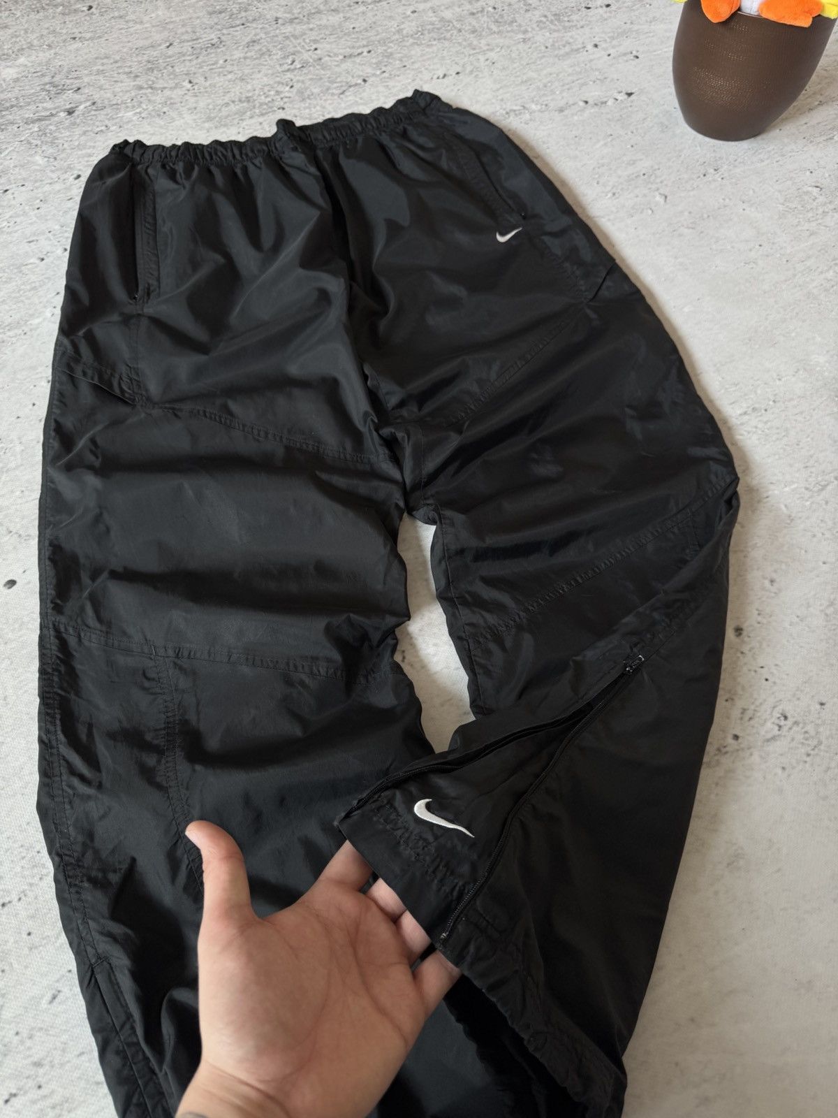 Nike × Vintage NIKE NYLON VINTAGE Y2K OVERSIZE BAGGY FIT PANTS SWEATPANTS Size US 34 / EU 50 - 2 Thumbnail