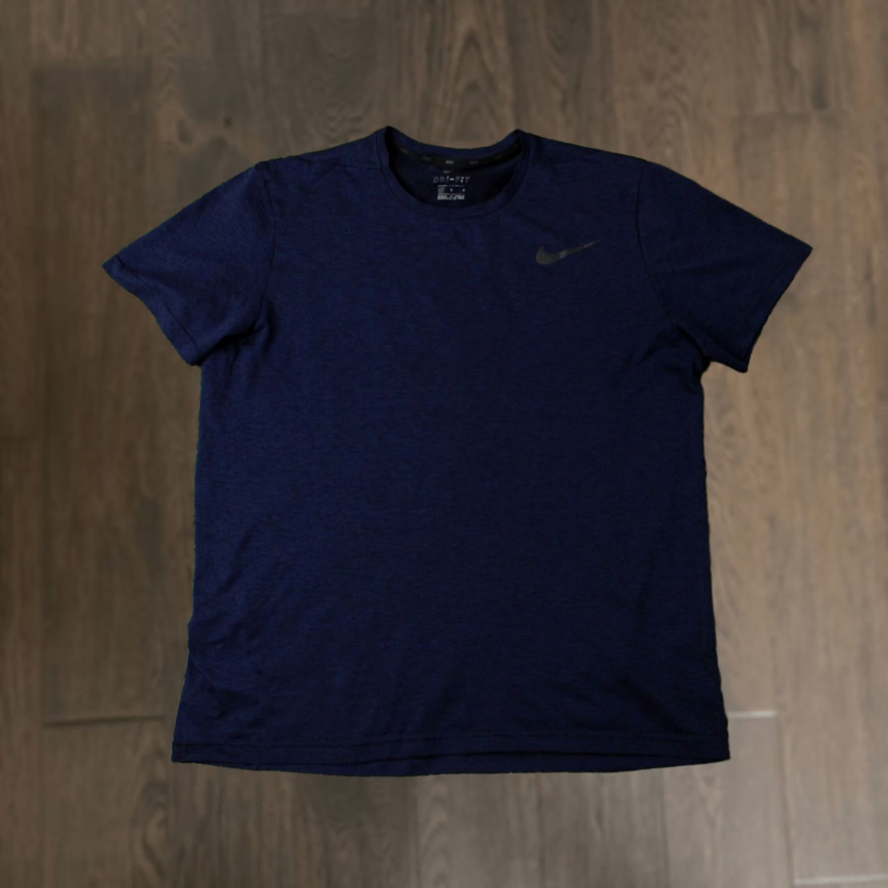 Nike Nike Dri-FIT Shirt Men Large Navy Jersey 2017 Nike Dri-FIT Shirt Sport Training T-Shirt Large Mens Size US L / EU 52-54 / 3 - 1 Thumbnail