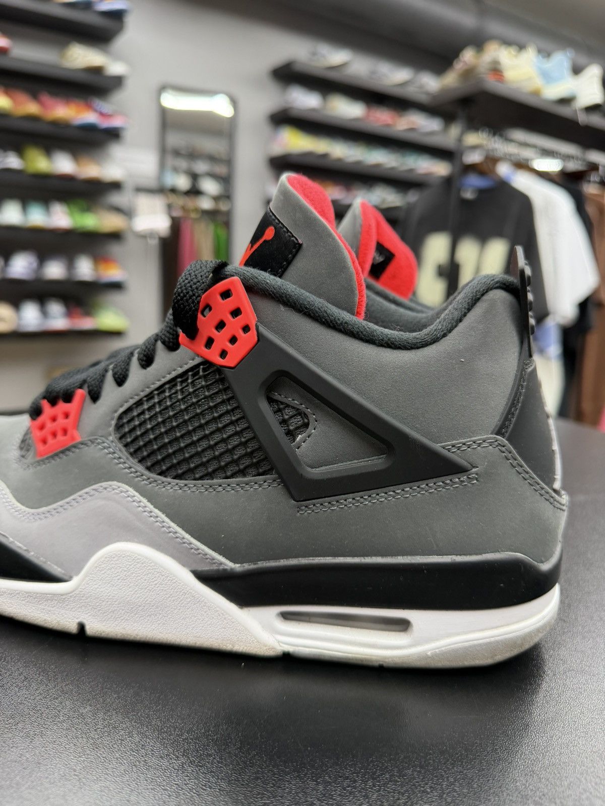 Jordan Brand Size 9.5 - Jordan 4 Retro Infrared Size US 9.5 / EU 42-43 - 5 Thumbnail