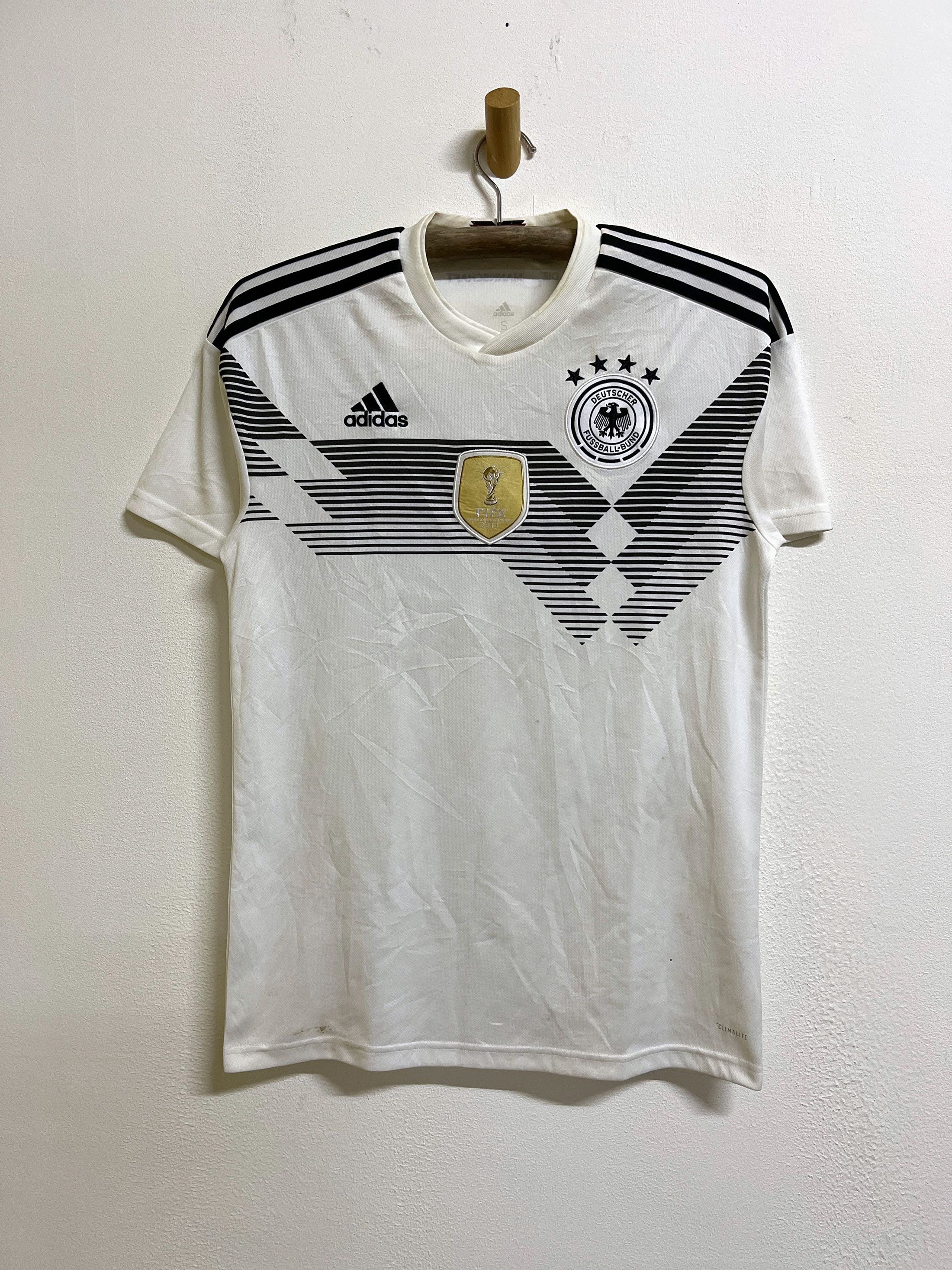 Adidas Adidas 2014 World Champion World Cup Germany Size US S / EU 44-46 / 1 - 1 Thumbnail