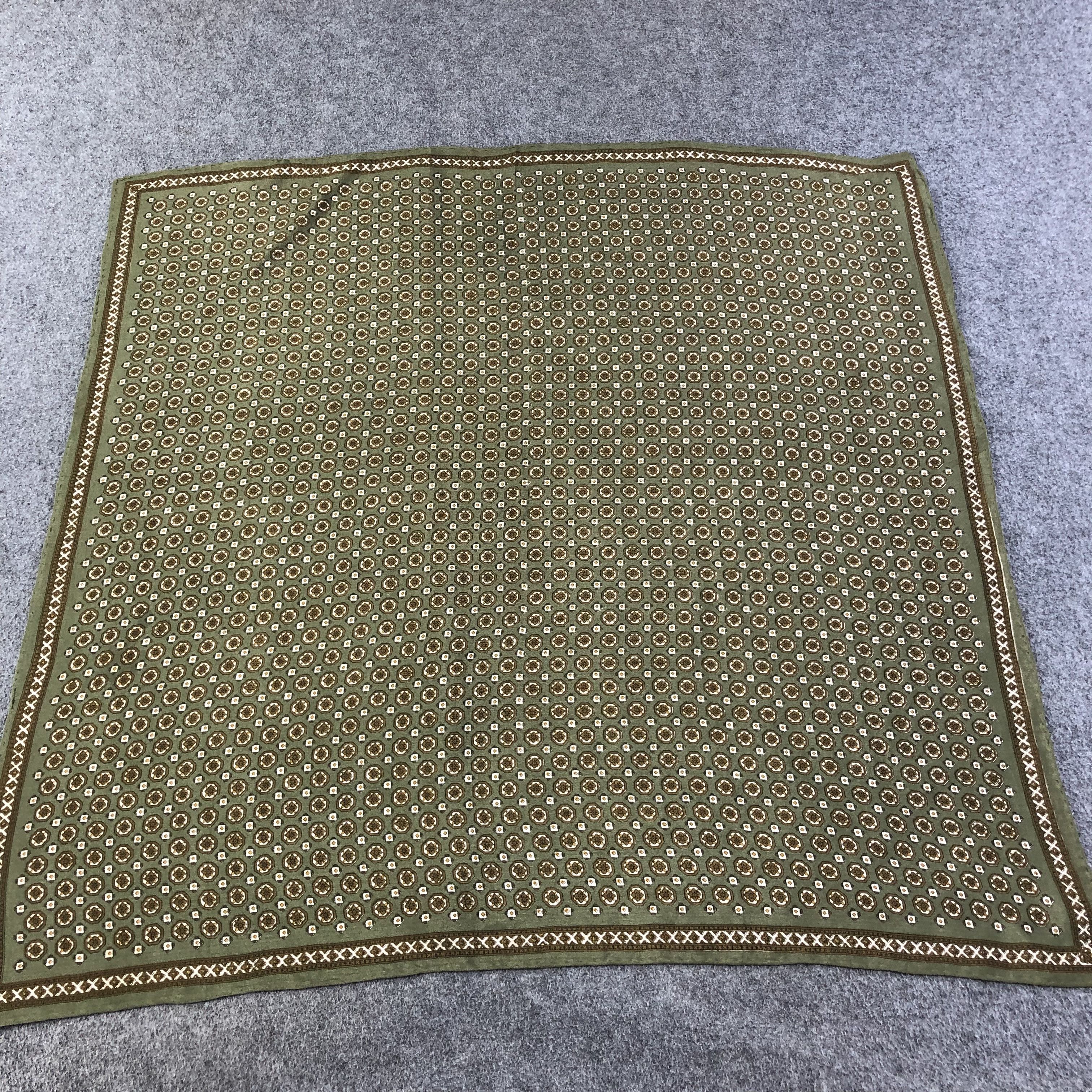 Vintage Vintage Design Hand Rolled Silk Scarf M706 Size ONE SIZE - 1 Thumbnail