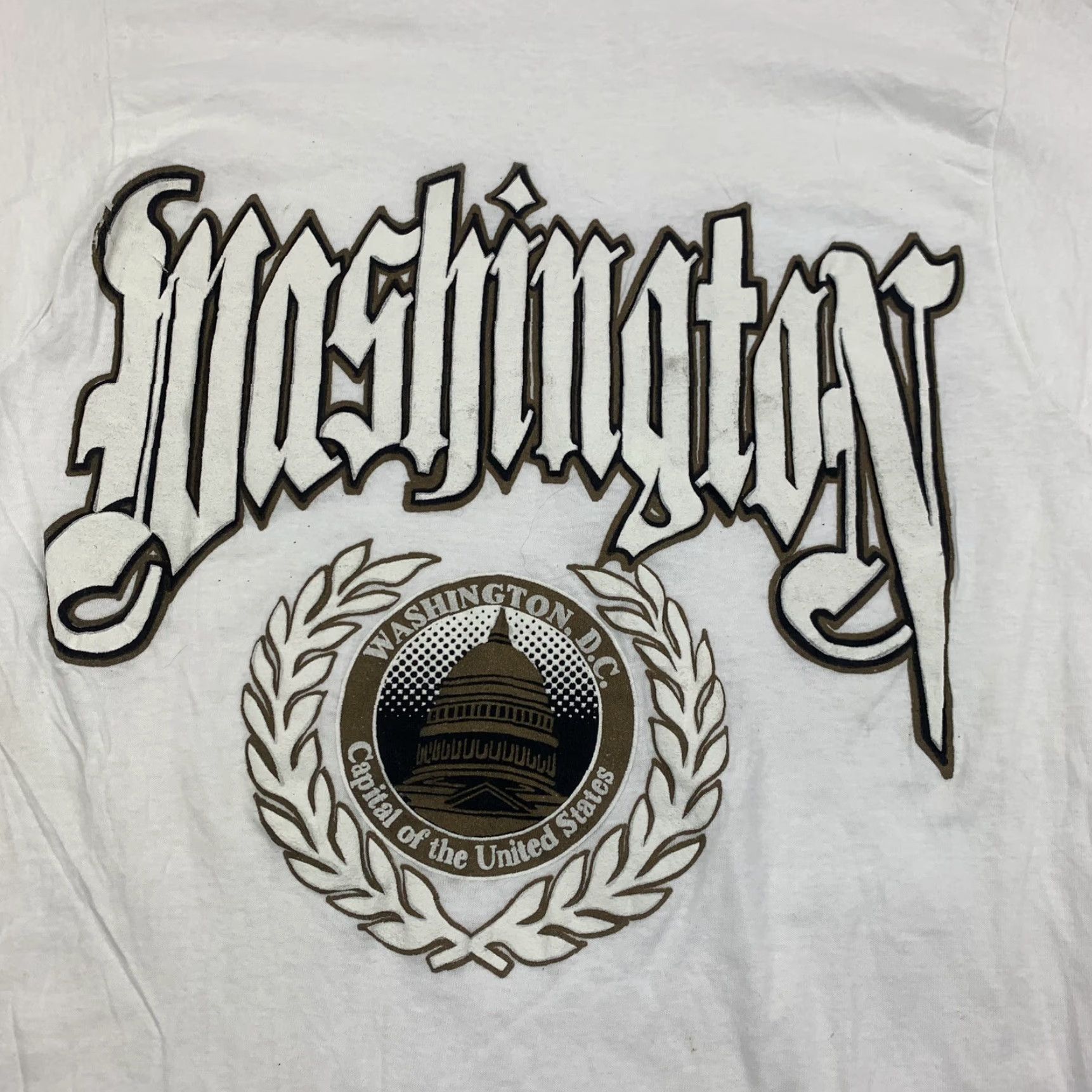 Fruit Of The Loom VINTAGE Washington DC T Shirt Adult Medium White Travel City 1980s Made in USA Fruit of the Loom Mens Shirt Size US M / EU 48-50 / 2 - 2 Thumbnail