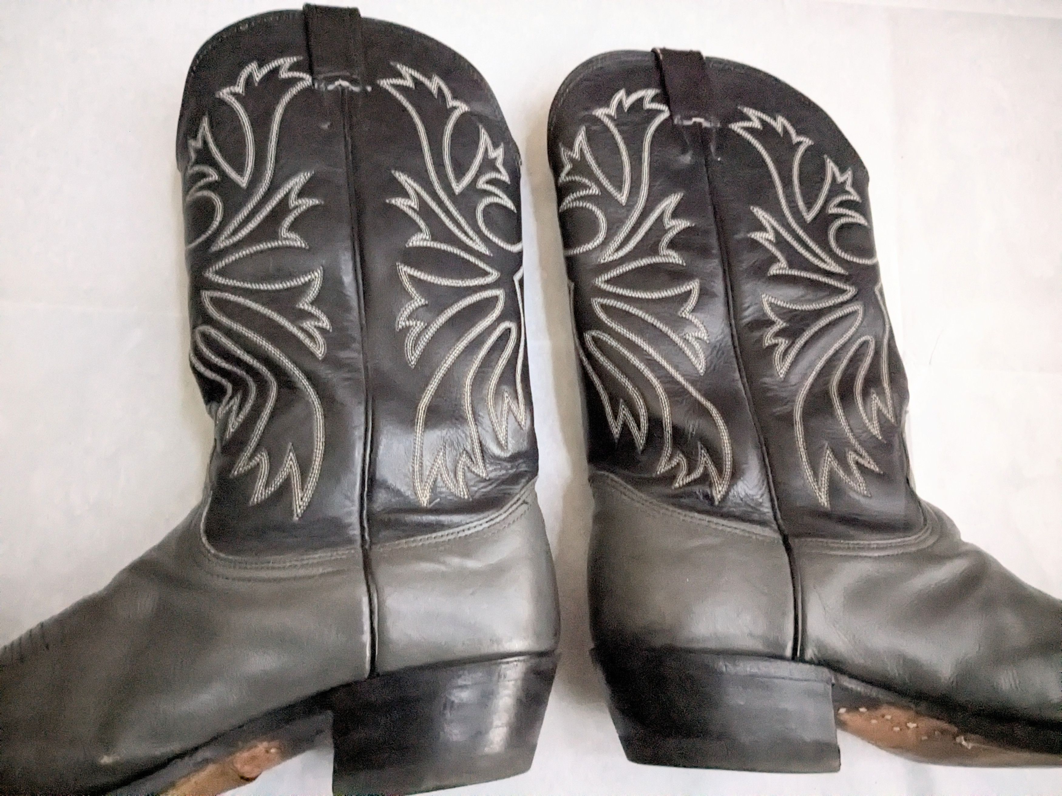 Genuine Leather Nocona Cowboy Boots Gray Black Leather 10.5 D USA Size US 10.5 / EU 43-44 - 8 Thumbnail