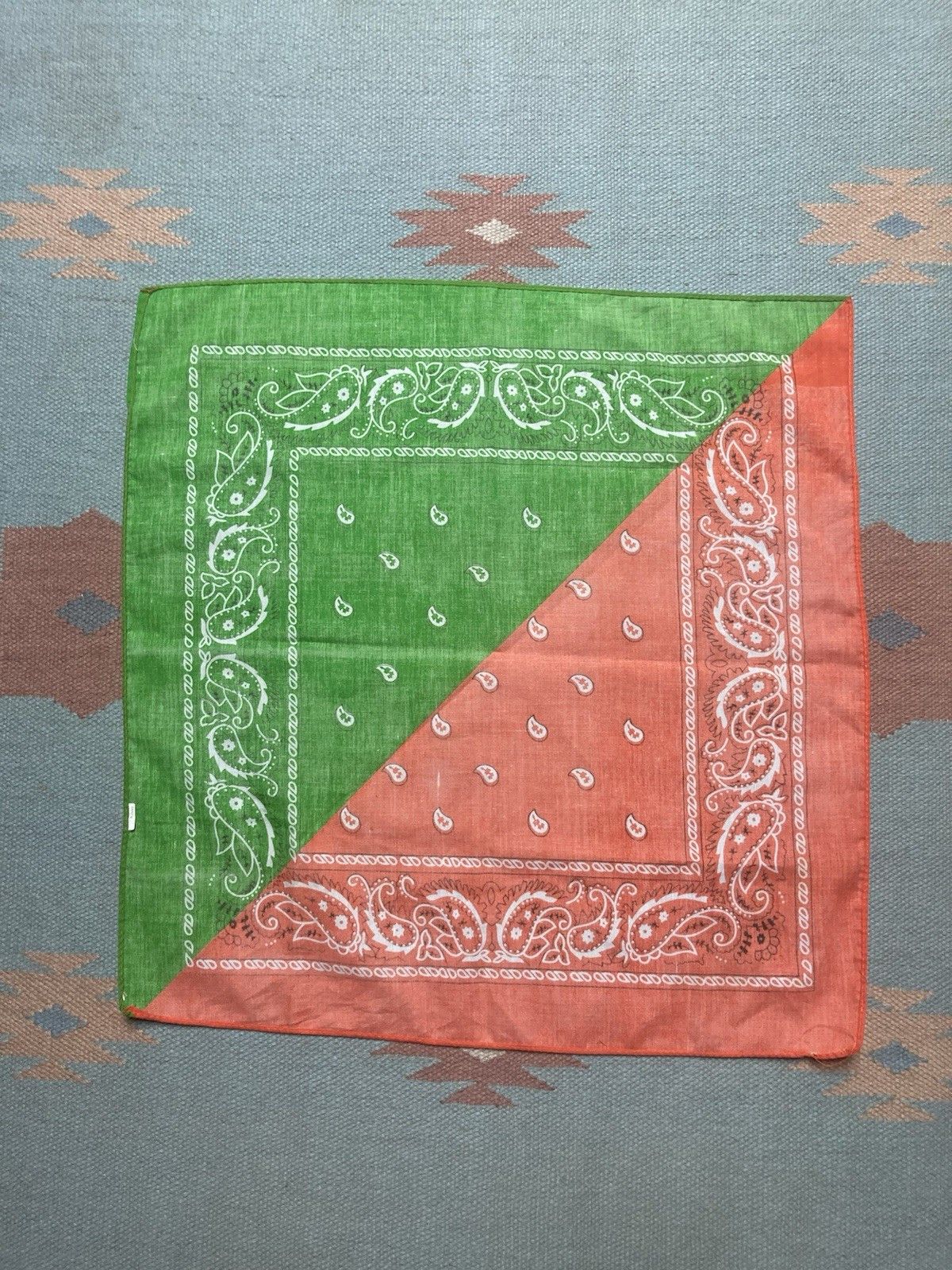 Vintage bandana handkerchief paisley green 2 tone Miami hurricanes Size ONE SIZE - 7 Thumbnail