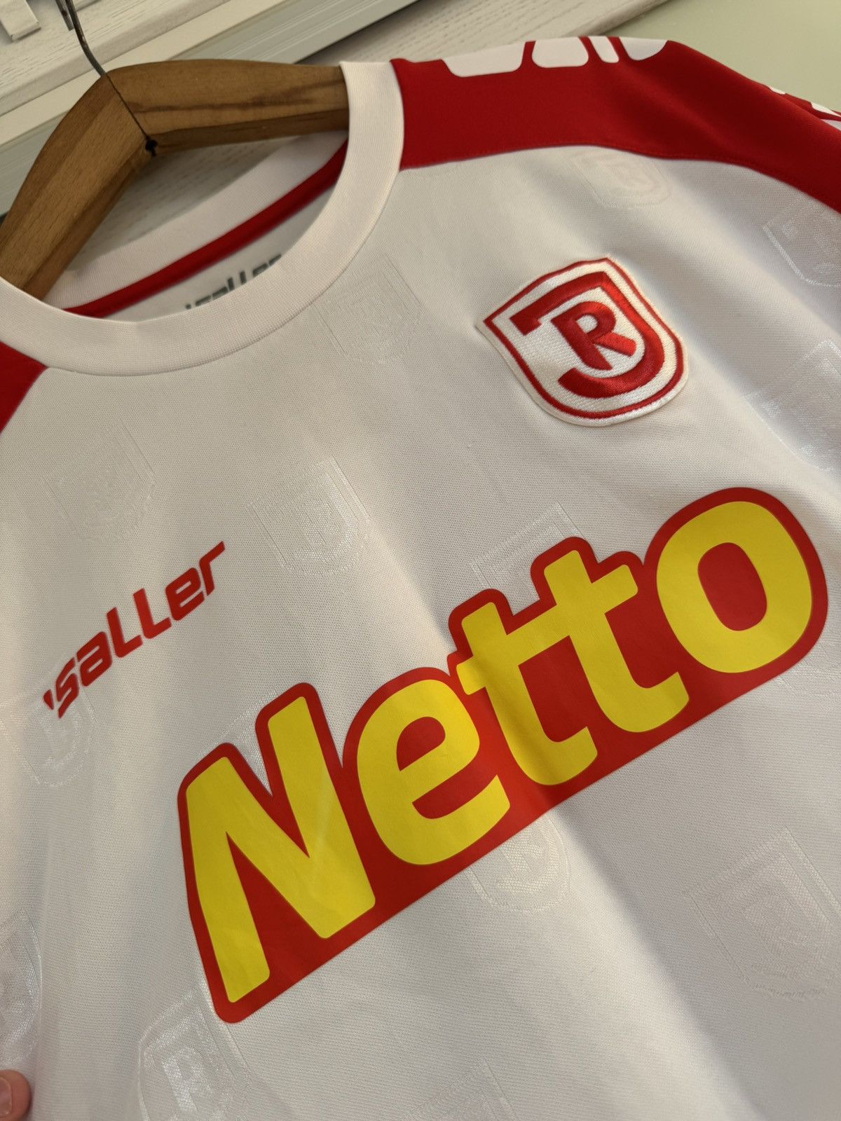 Vintage Jahn Regensburg 2021-2022 Home Soccer Jersey Football Shirt Size US L / EU 52-54 / 3 - 9 Thumbnail
