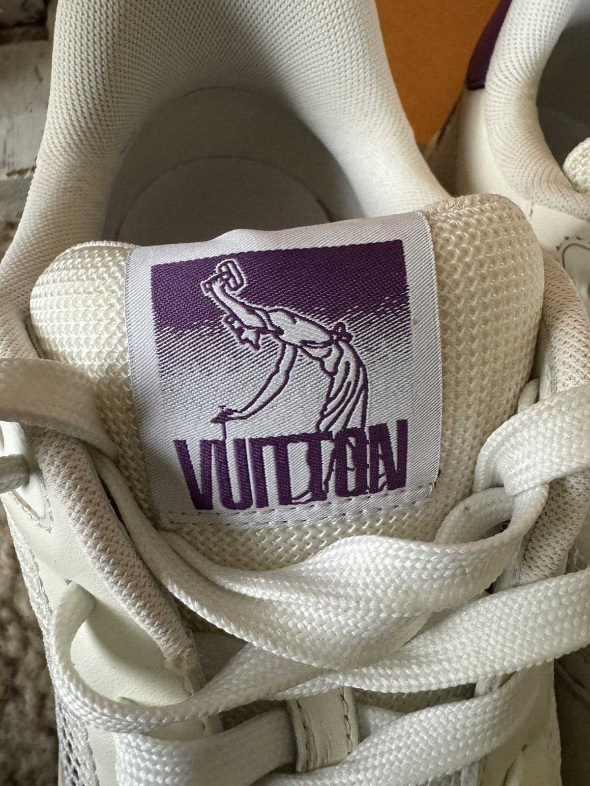 Louis Vuitton LV Trainer leather low trainers Size US 9 / EU 42 - 3 Thumbnail