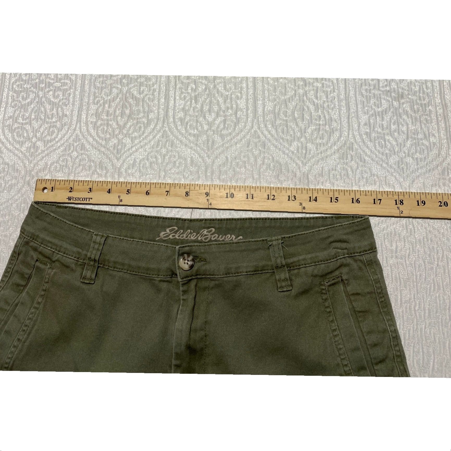 Eddie Bauer Eddie Bauer Cargo Shorts Mens 32 Regular Olive Green Canvas Cargo Pocket 6-Pocket Hiking Casual Travel Workwear Buttons Logo Size US 32 / EU 48 - 5 Thumbnail