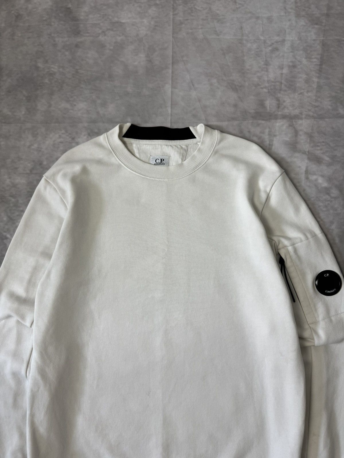C.P. Company C.P. Company White Sweatshirt – Size S Size US S / EU 44-46 / 1 - 3 Thumbnail