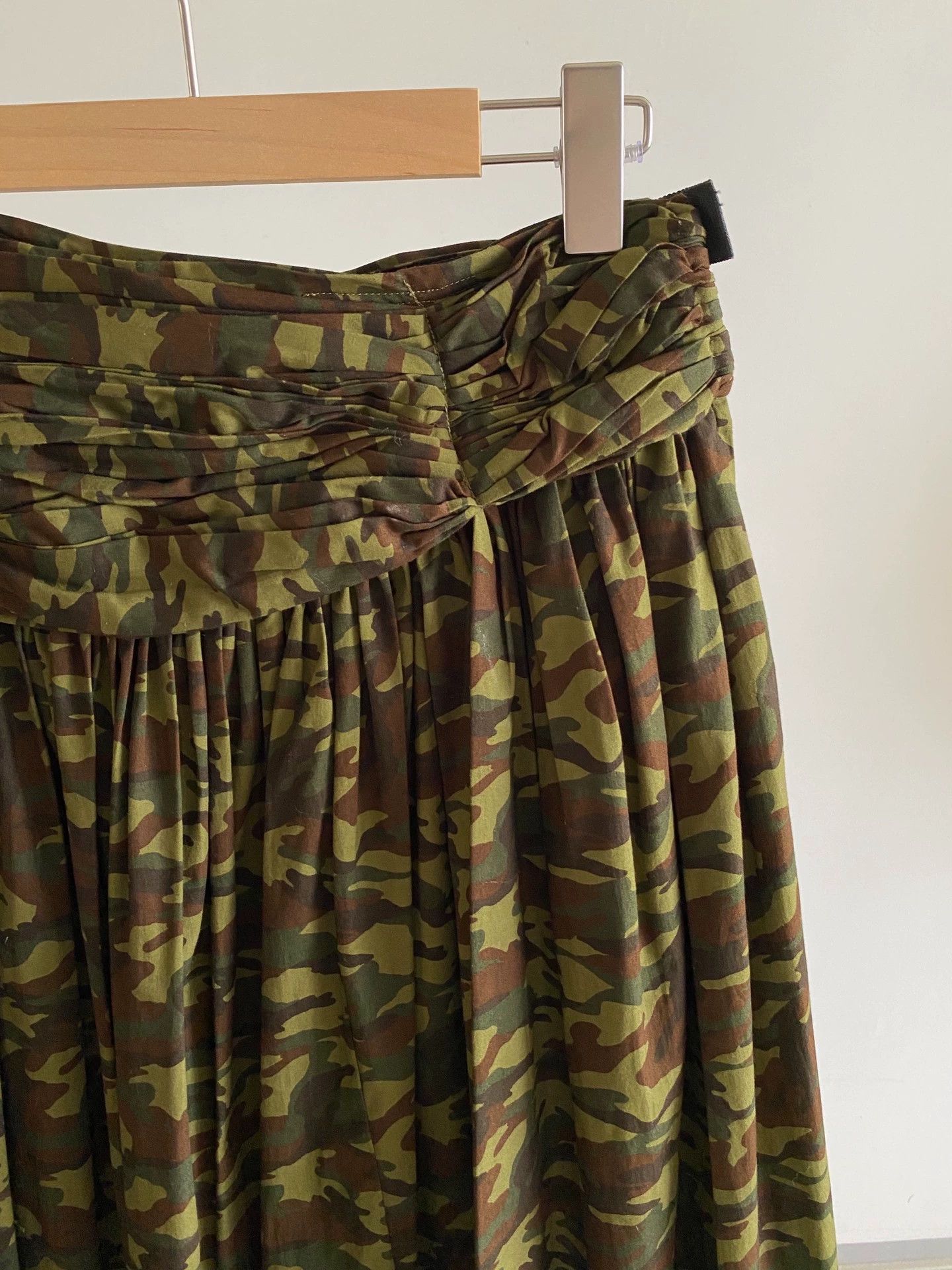 Comme des Garcons CDG 2006SS Pleated Deconstructed Camo Skirt (S Size 26" / US 2 / IT 38 - 4 Thumbnail