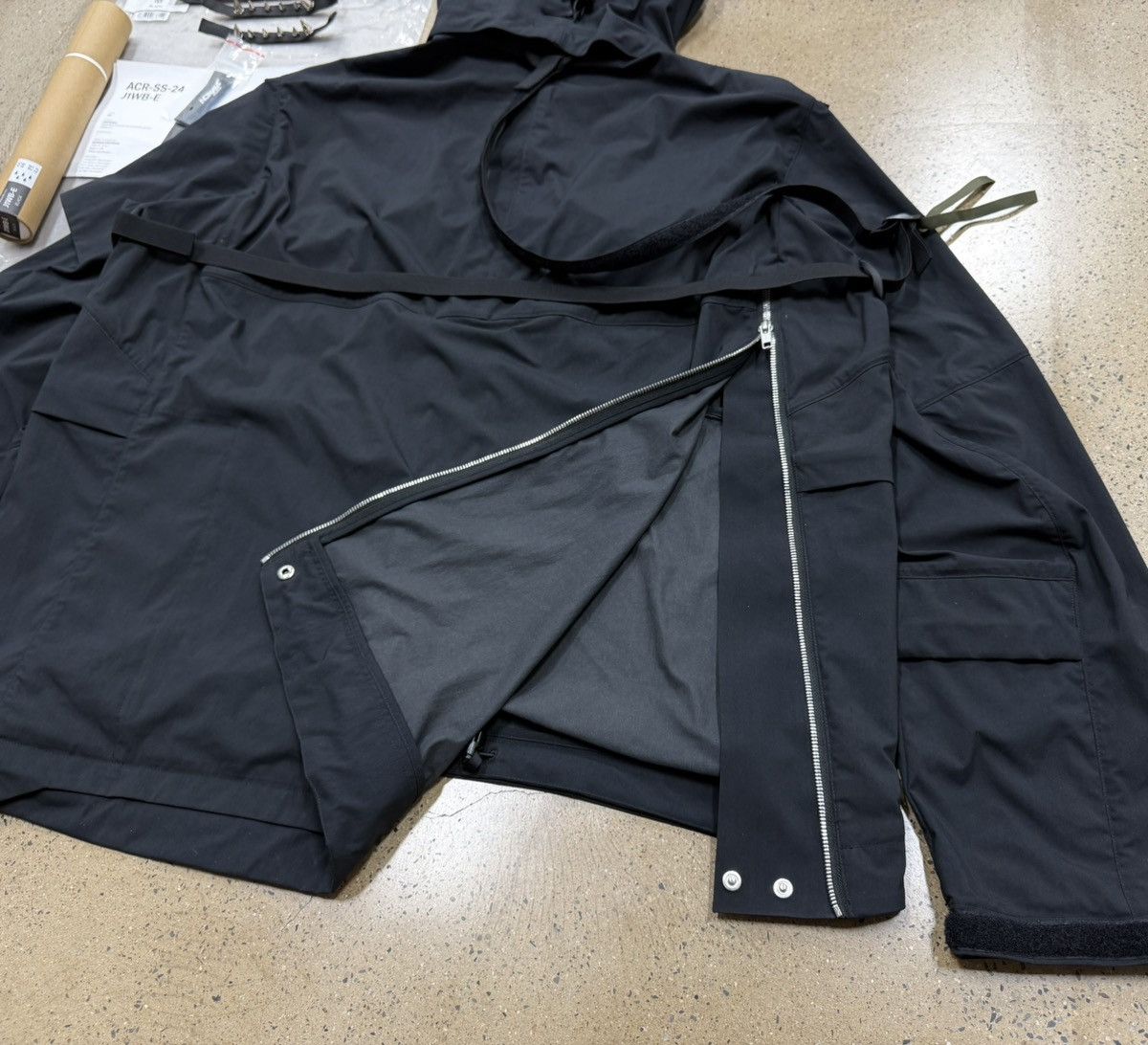 Acronym Acronym J1WB-E Jacket ，black，M Size US M / EU 48-50 / 2 - 10 Thumbnail
