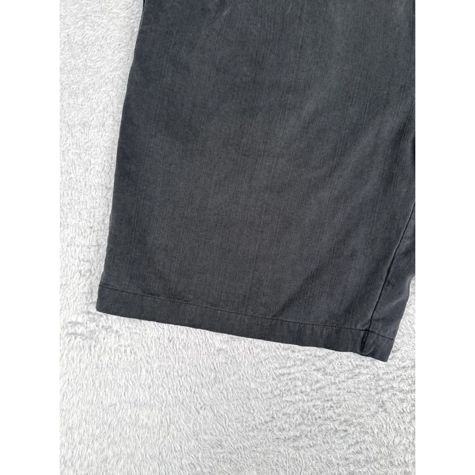 Tommy Bahama VINTAGE? No — Tommy Bahama Chino Shorts Mens 36 Black Pleated Front Relaxed Fit Casual Beach Summer Active Mens Size US 36 / EU 52 - 3 Thumbnail