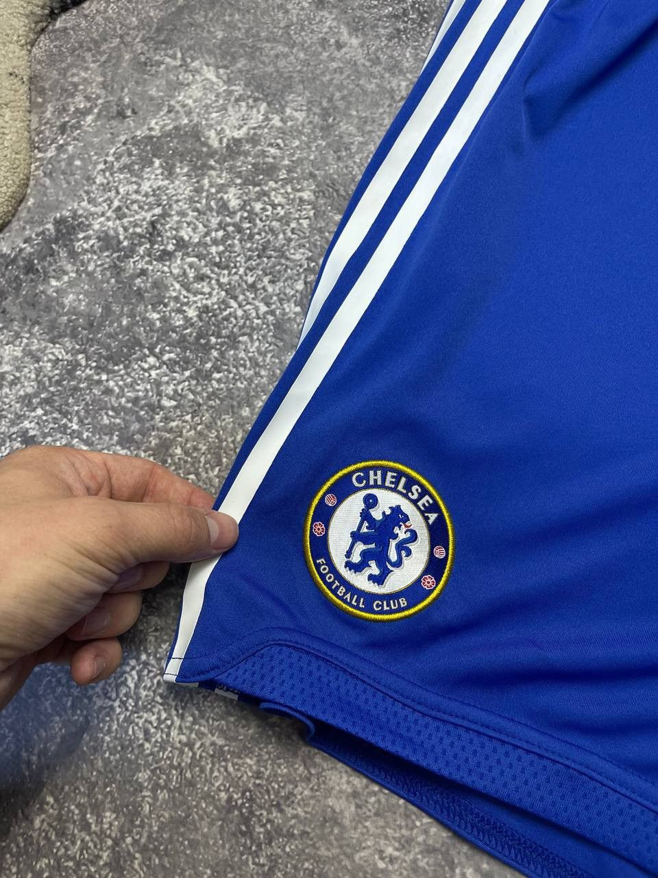 Adidas × Chelsea Soccer CHELSEA SHORTS VINTAGE ADIDAS Size US 38 / EU 54 - 3 Thumbnail