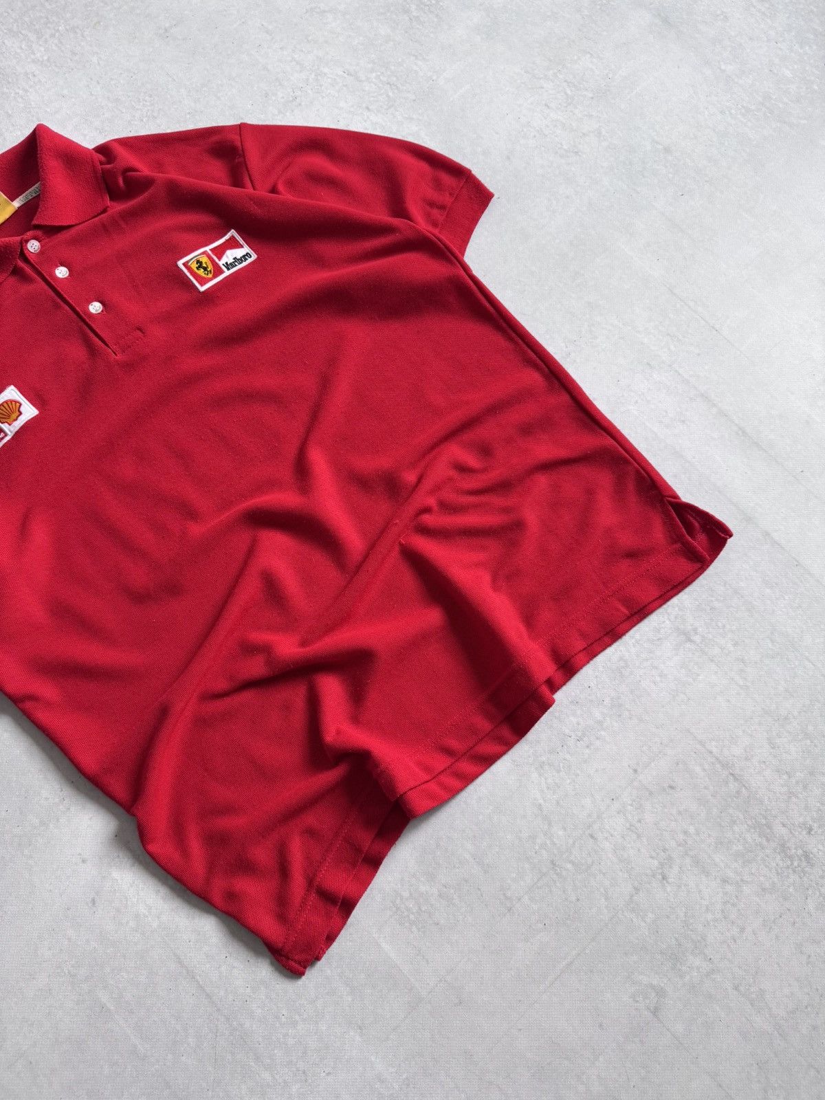 Ferrari Vintage Ferrari Formula F1 Vodafone&Shell Racing Polo Y2K Size US L / EU 52-54 / 3 - 9 Thumbnail