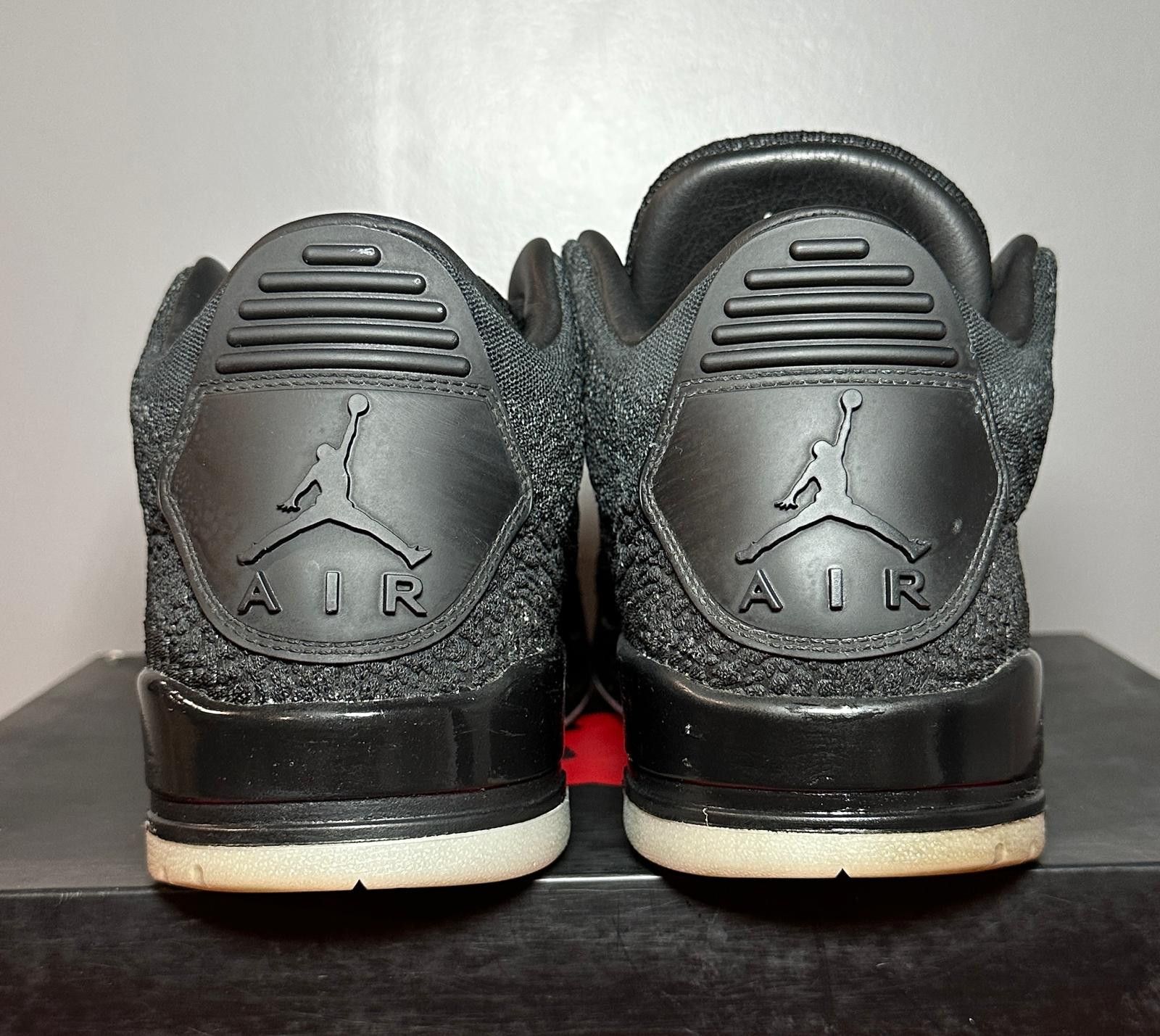 Jordan Brand × Nike Size 10.5 - Air Jordan 3 Retro Flyknit Black Size US 10.5 / EU 43-44 - 3 Thumbnail