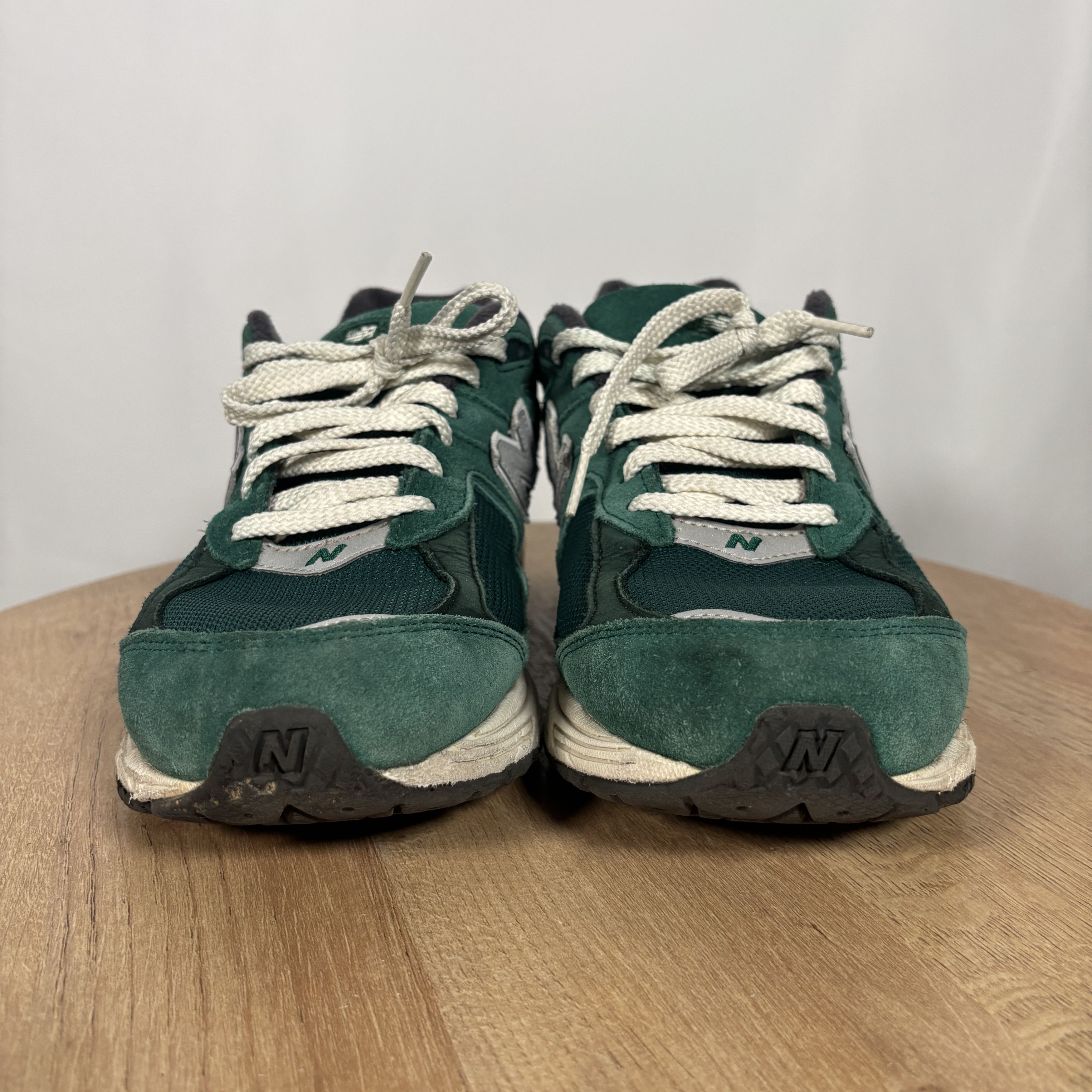 New Balance New Balance 2002R Suede Pack Forest Green Used 9.5M Size US 9.5 / EU 42-43 - 3 Thumbnail