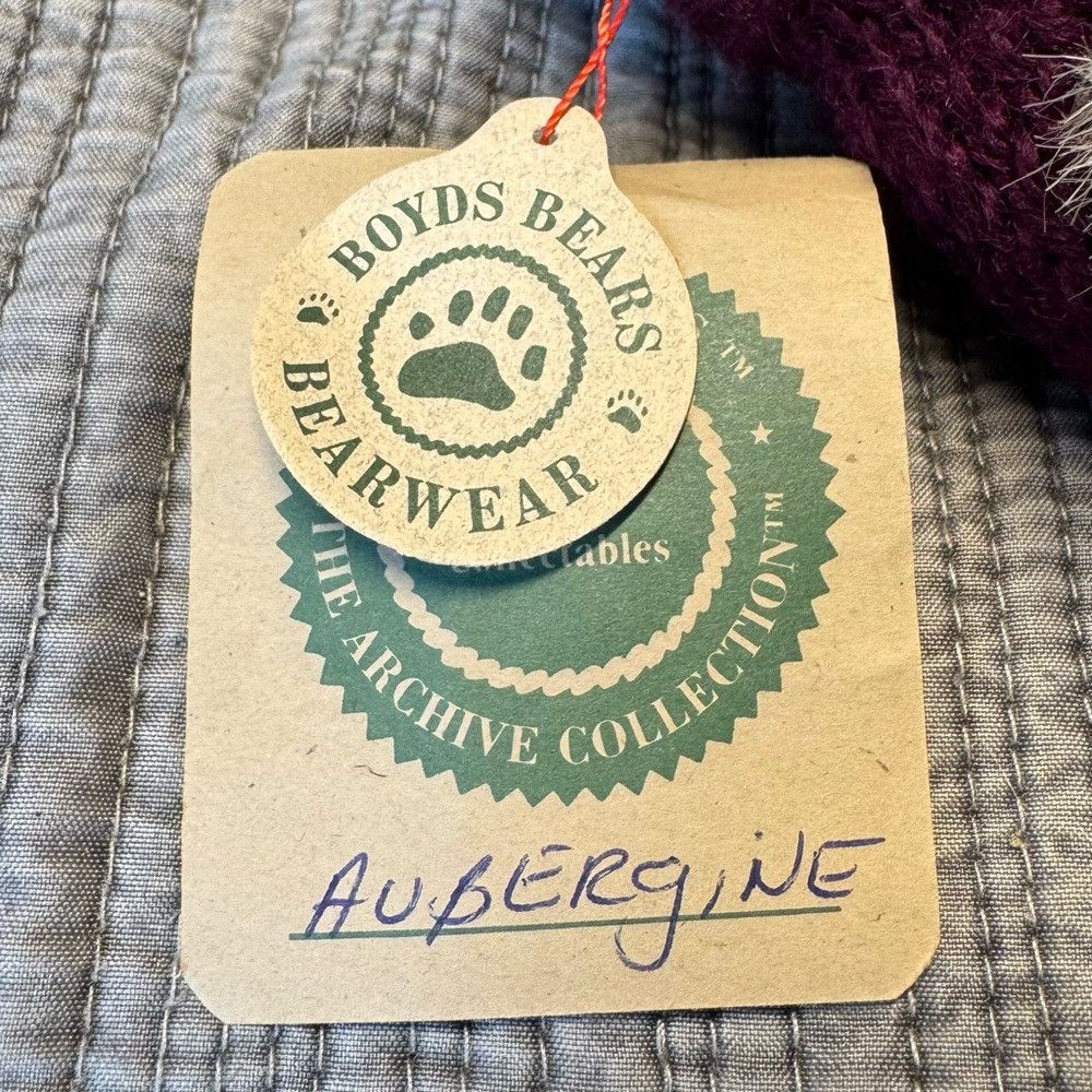 Other NWT New Vintage 1990 Boyds Bears Aubrey Aubergine Rabbit Size ONE SIZE - 7 Thumbnail