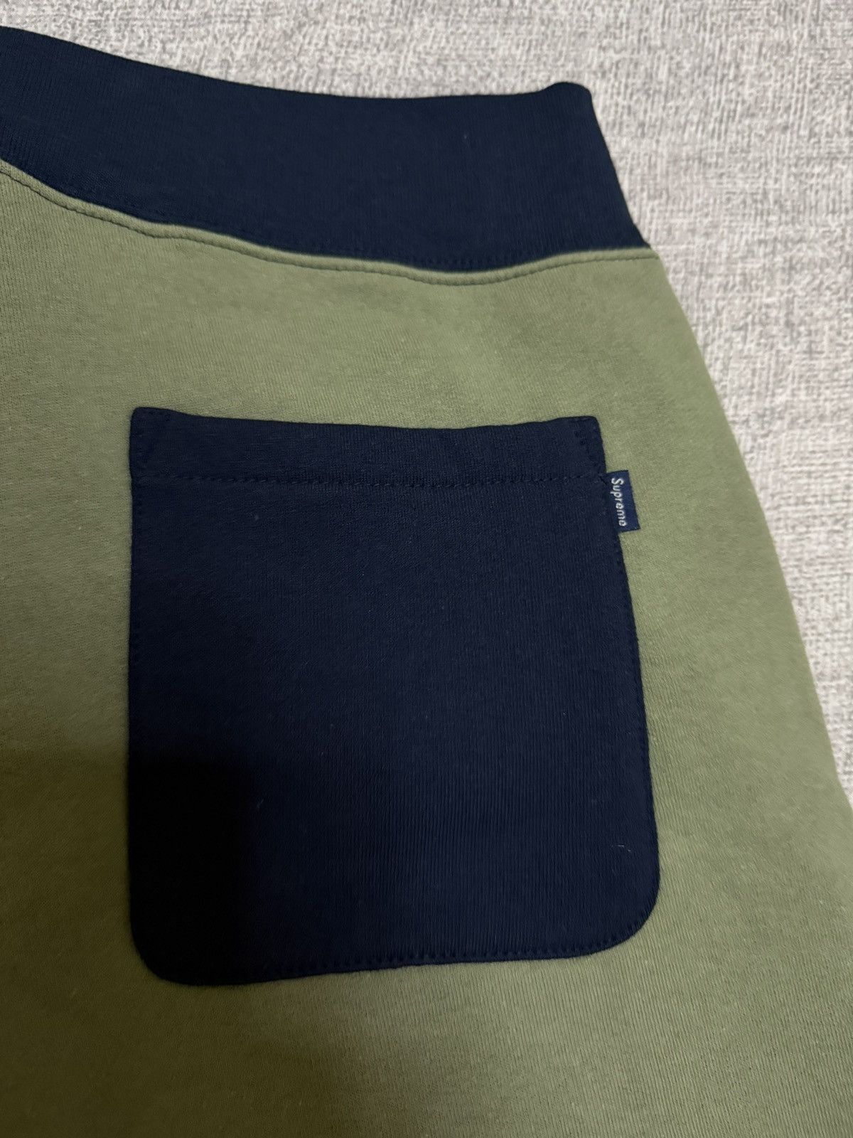 Supreme Supreme ss19 S logo colorblocked sweatshort shorts Size US 36 / EU 52 - 3 Thumbnail