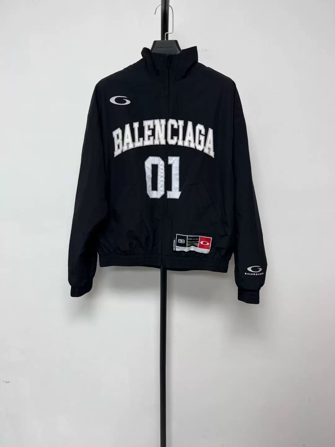 Balenciaga balenciaga basketball logo zip jacket black Size US XS / EU 42 / 0 - 1 Thumbnail
