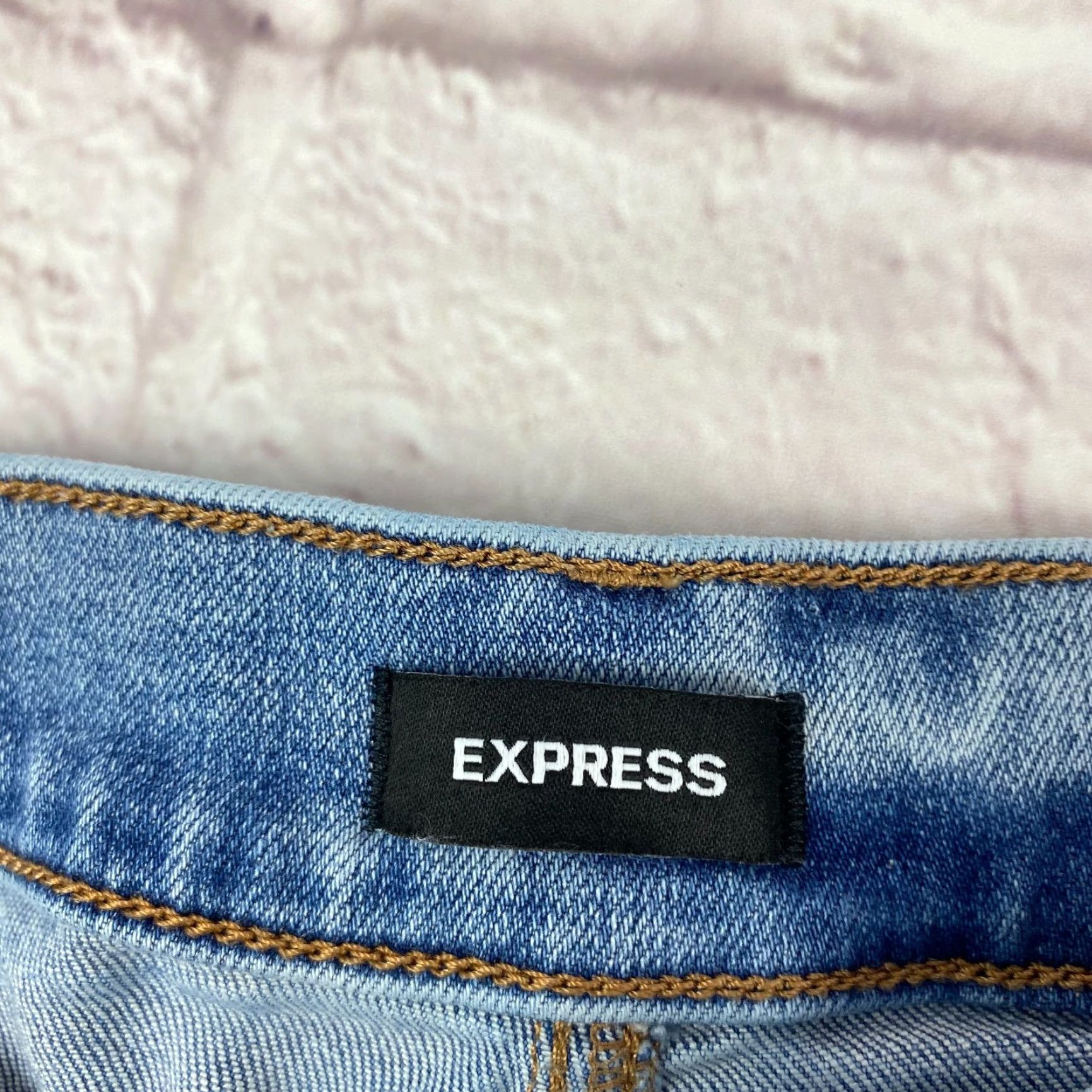Express Express Jeans Womens Jeans Ankle 10 Blue Distressed Light Wash - Express Size 32" / US 10 / IT 46 - 4 Thumbnail