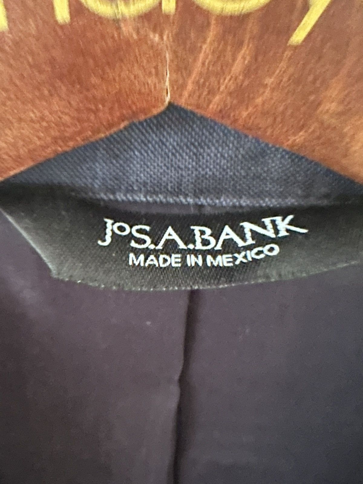 Jos. A. Bank Jos A. Bank. Suit Size 38R - 2 Thumbnail