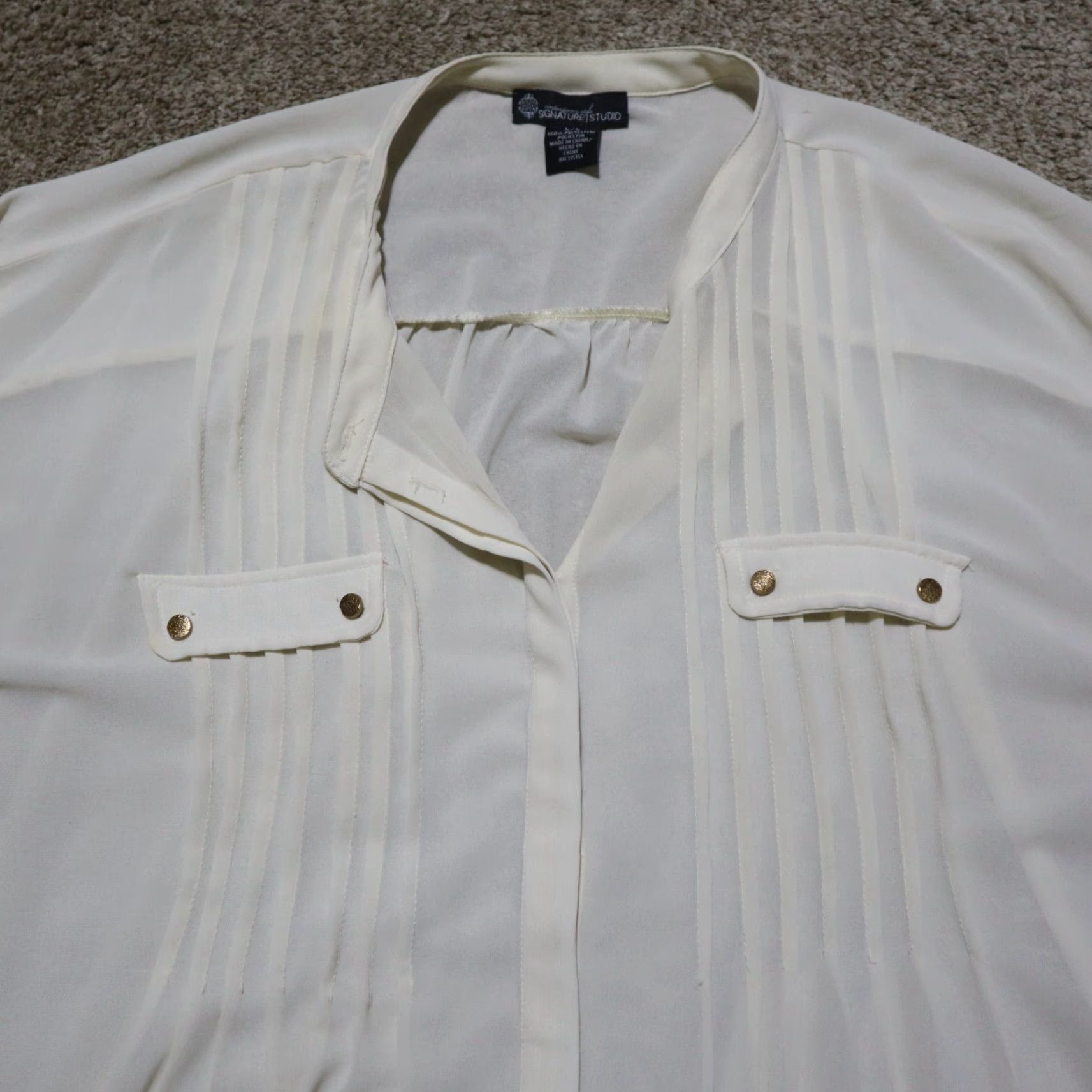 Vintage Signature Studio Shirt Adult Womens L Ivory Sheer 100% Cotton Short Sleeve Button-Up Solid Country Size L / US 10 / IT 46 - 2 Thumbnail