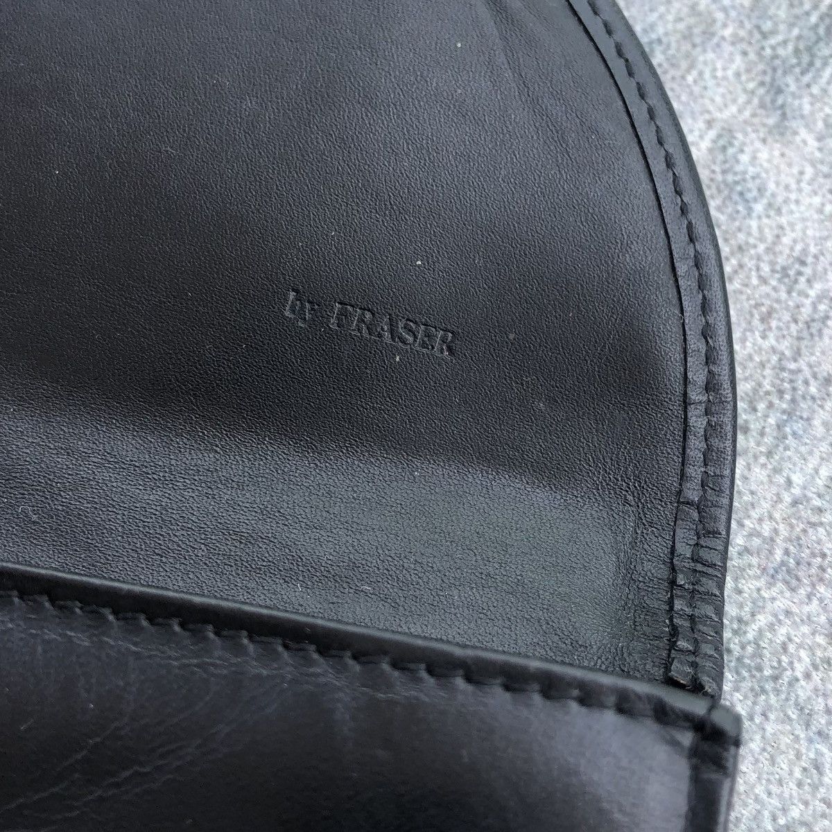 Balenciaga Authentic Balenciaga Paris Leather Wallet Black Size ONE SIZE - 5 Thumbnail