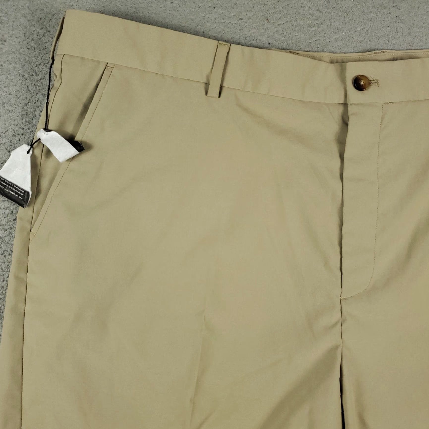 Vintage Greg Norman Mens Shorts 42 Beige Flat Front Chino Polyester Casual Business Travel Sports Beig e Size US 42 / EU 58 - 2 Thumbnail