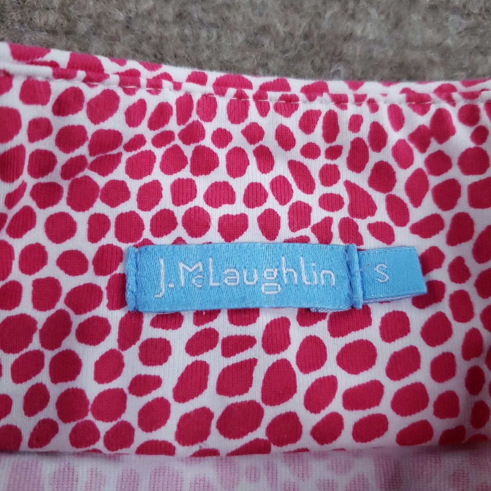 J.McLaughlin J. McLaughlin Shirt Womens Small Pink White Print 1/4 Zip Mock Neck Stretch Z Size S / US 4 / IT 40 - 6 Thumbnail