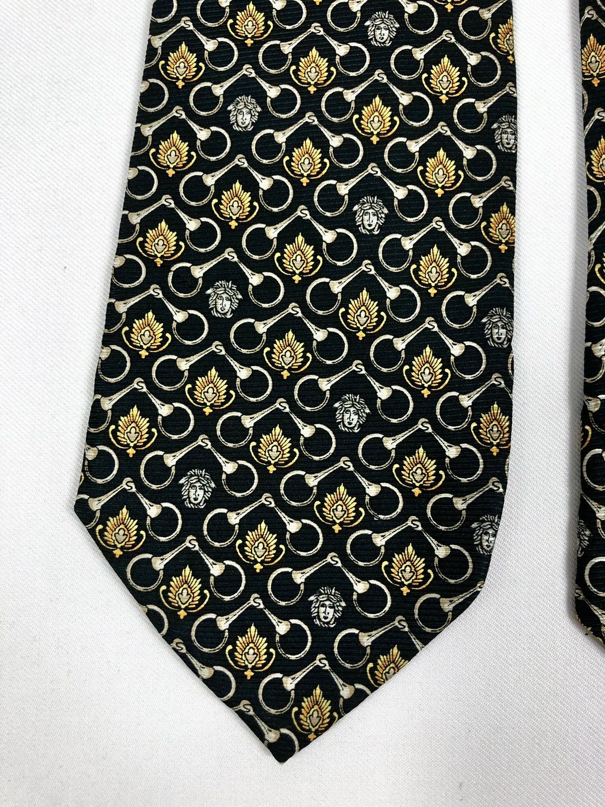 Versace Vtg Gianni Versace Medusa Monogram Silk Tie Made in Italy Size ONE SIZE - 4 Thumbnail