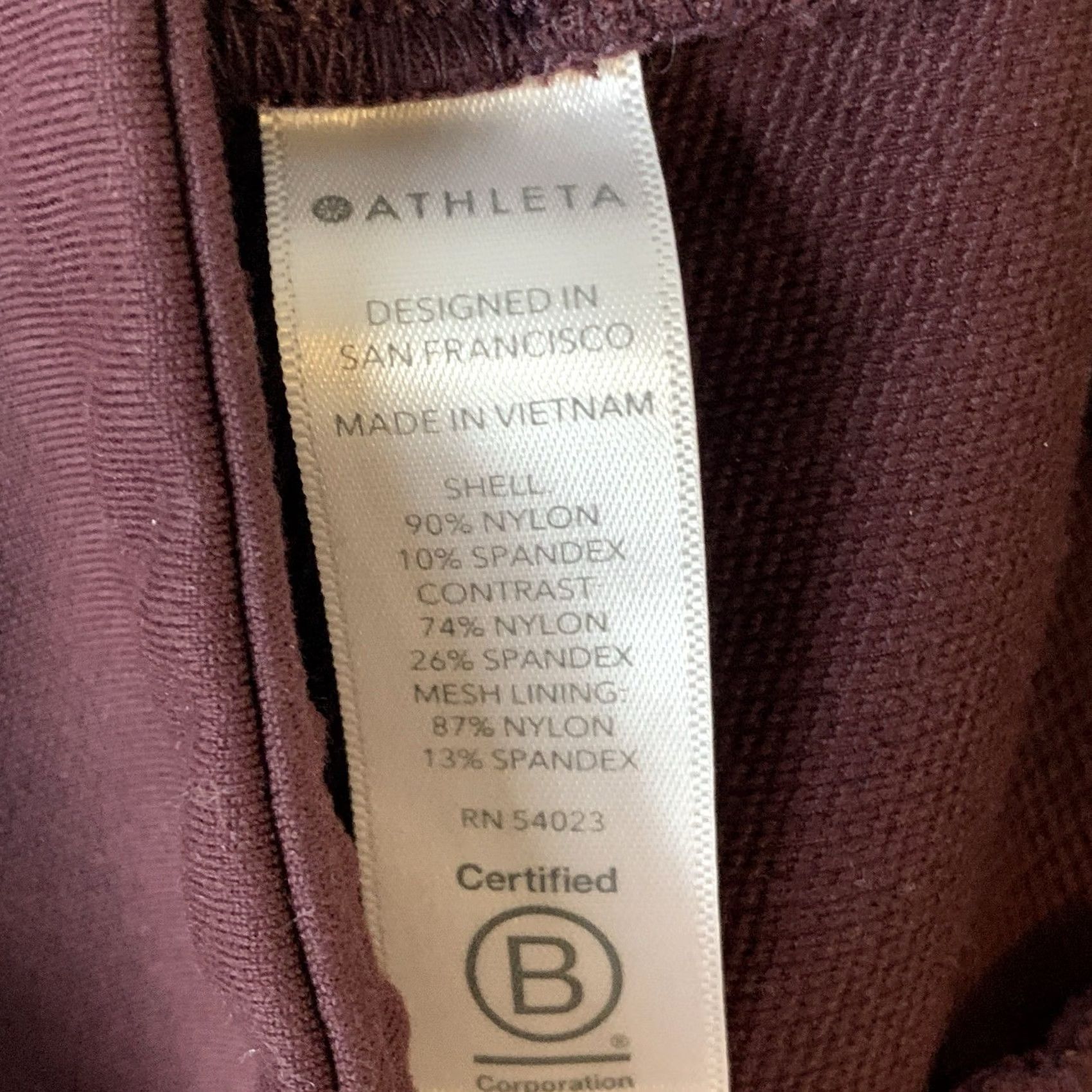 Athleta Athleta Headlands Hybrid Trek Tight Jogger Athletic Pants Women Size 6 Maroon Size 28" / US 6 / IT 42 - 4 Thumbnail