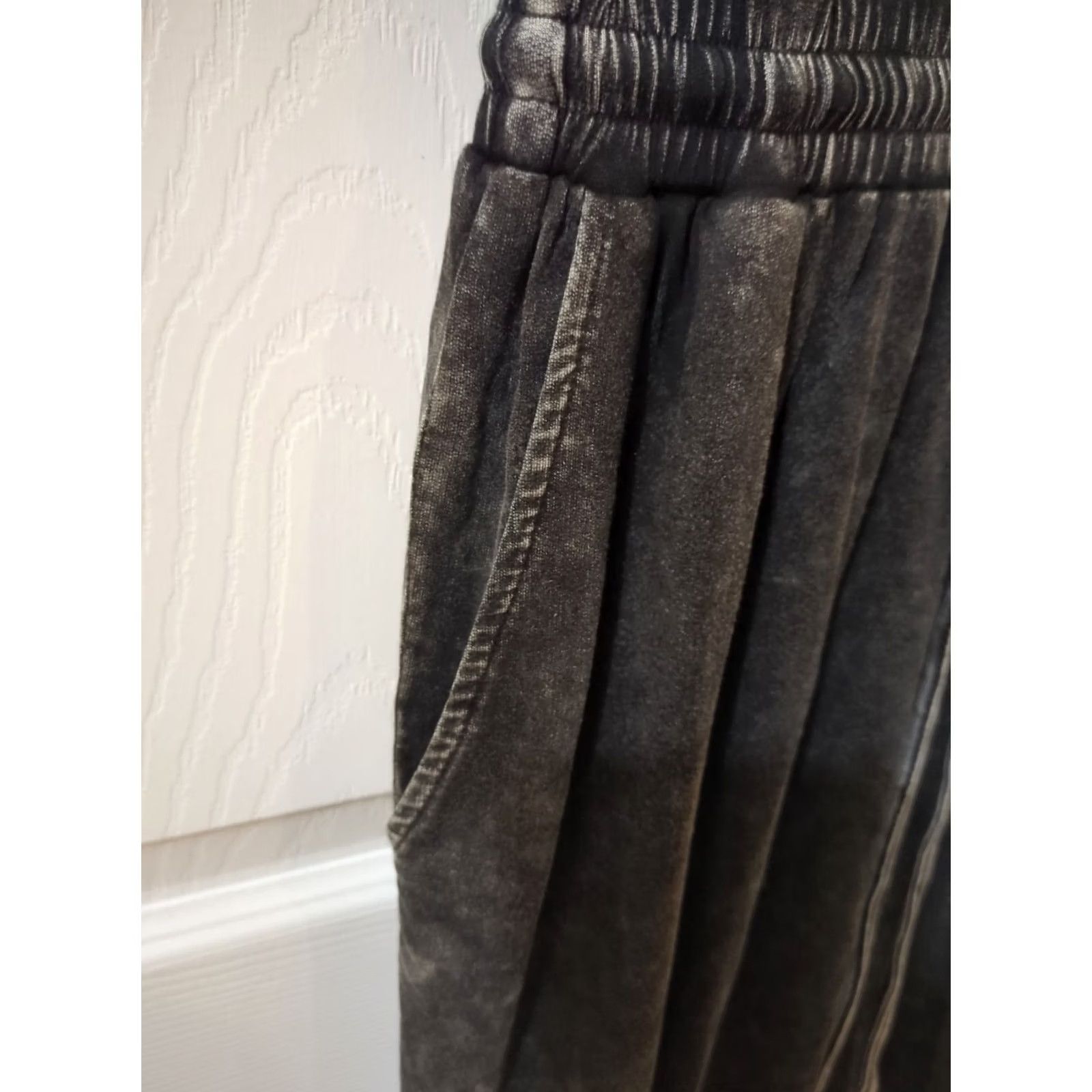 Vintage Promesa Jumpsuit One-Piece Black Tie Dye Knit Cotton Blend Elastic Waist Short Sleeve Round Neck Tie Dye Bohemian Size M Womens Size 32" / US 10 / IT 46 - 4 Thumbnail