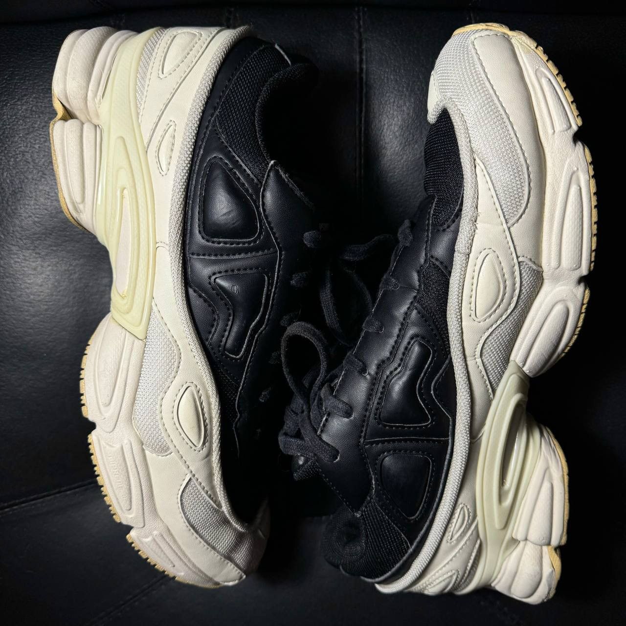 Adidas × Raf Simons sneakers Adidas Raf Simons Ozweego Cream white FW18 Size US 10 / EU 43 - 3 Thumbnail