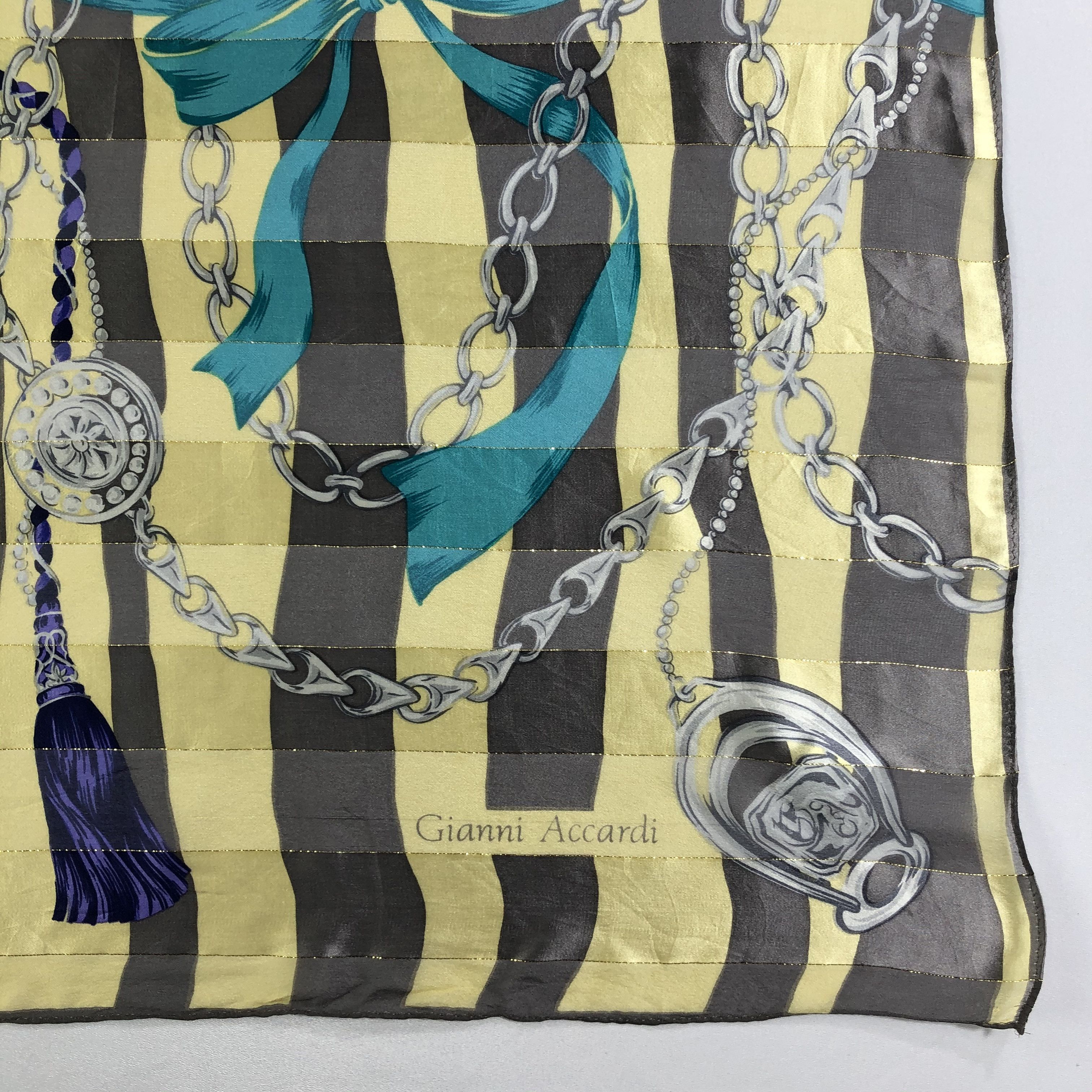 Vintage Vintage Gianni Accardi Silk Scarf Size ONE SIZE - 3 Thumbnail