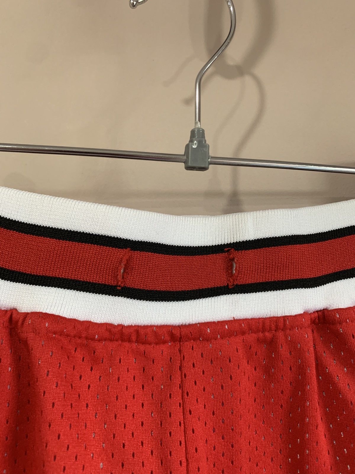 NBA Chicago Bulls Training Basketball Shorts NBA Size L Size US 36 / EU 52 - 5 Thumbnail