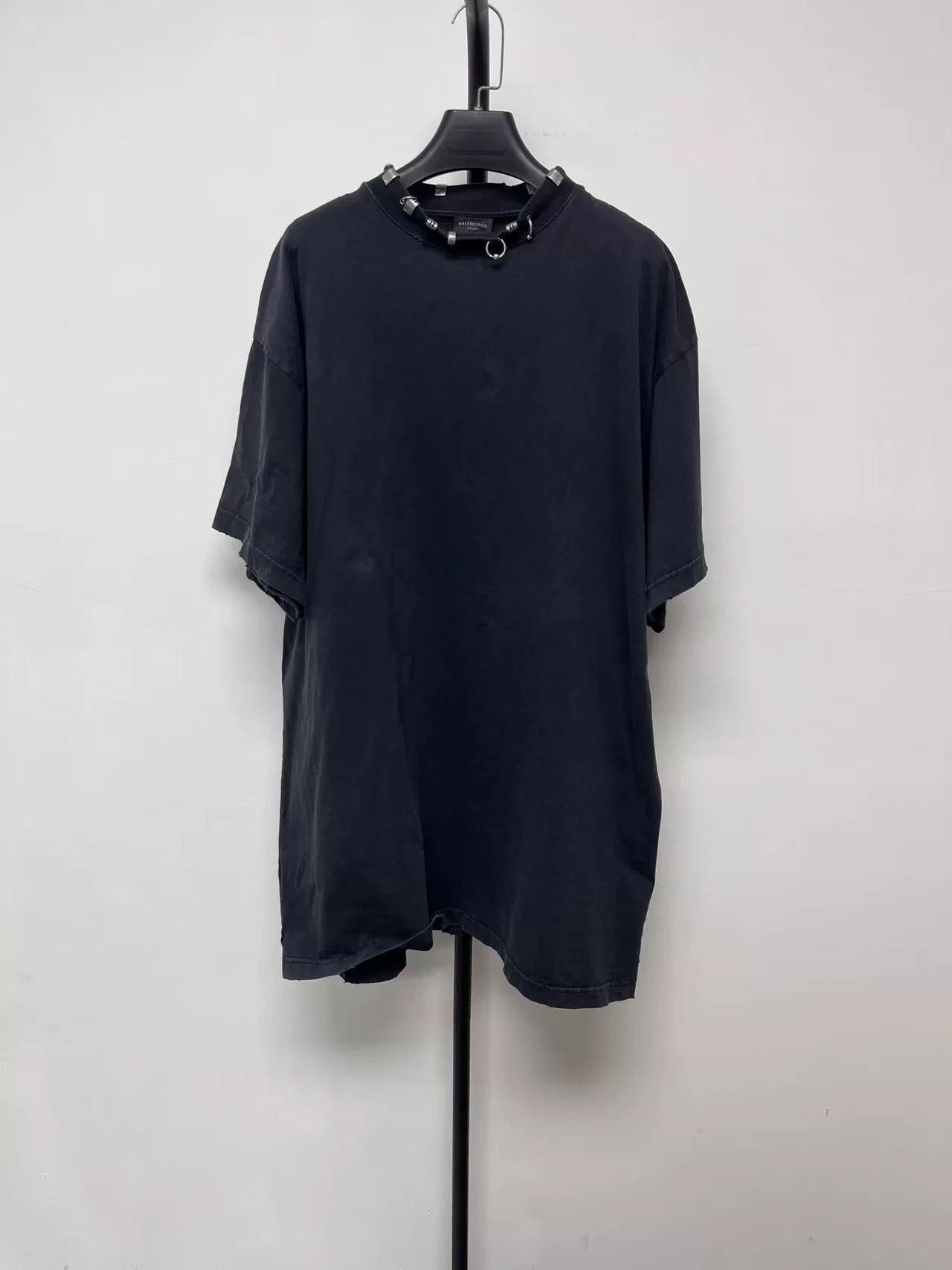 Balenciaga Balenciaga Black Short Sleeve T-Shirt for Women Size S / US 4 / IT 40 - 1 Thumbnail