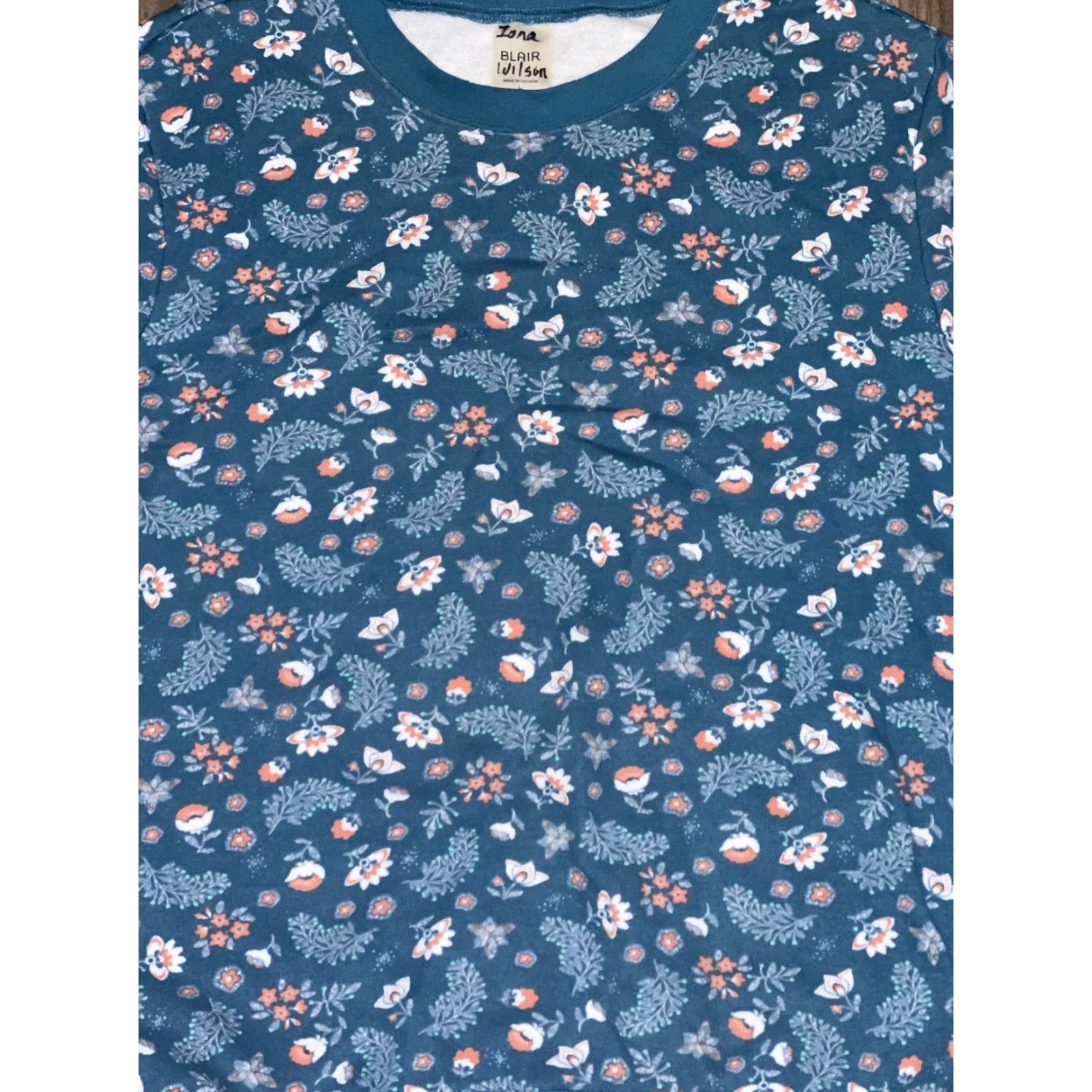 Vintage VINTAGE Floral Crewneck Sweatshirt Turquoise Large Granny Core Jumper Size L / US 10 / IT 46 - 2 Thumbnail