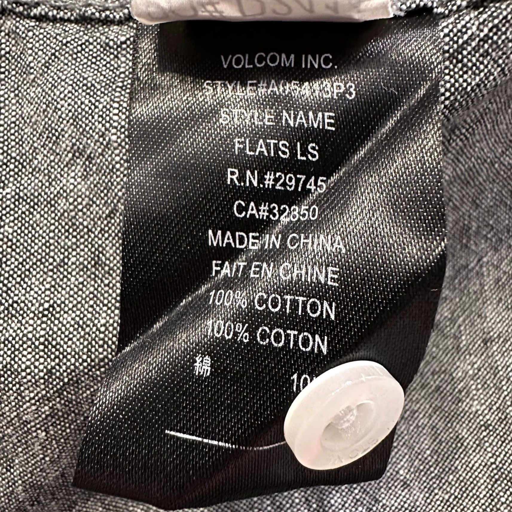 Volcom Volcom Button-Up Shirt Mens L Gray Solid Long Sleeve Woven Cotton Collar Down Size US L / EU 52-54 / 3 - 8 Thumbnail