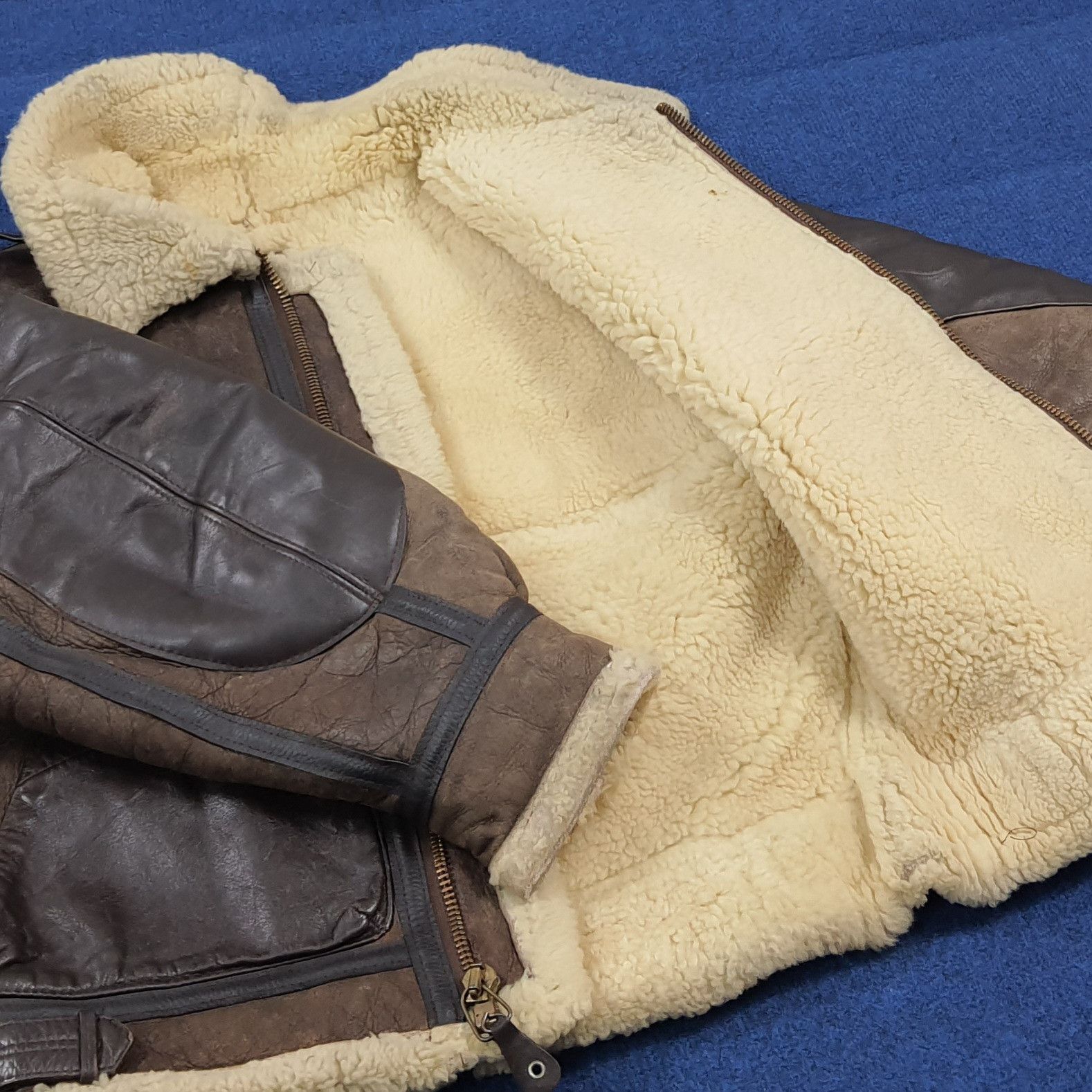 Avirex 90s Avirex Jacket Sheepskin Shearling Flight Leather C303N10 Size US M / EU 48-50 / 2 - 8 Thumbnail