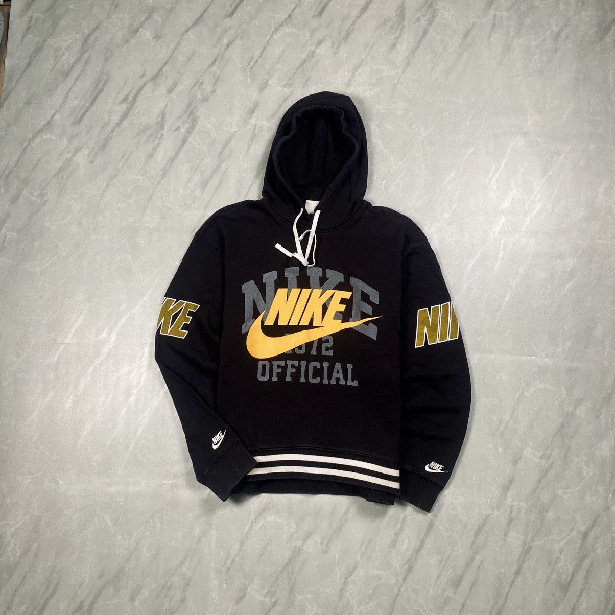 Nike Rare Nike Multi Swoosh Boxy Pullover Size US XL / EU 56 / 4 - 1 Thumbnail