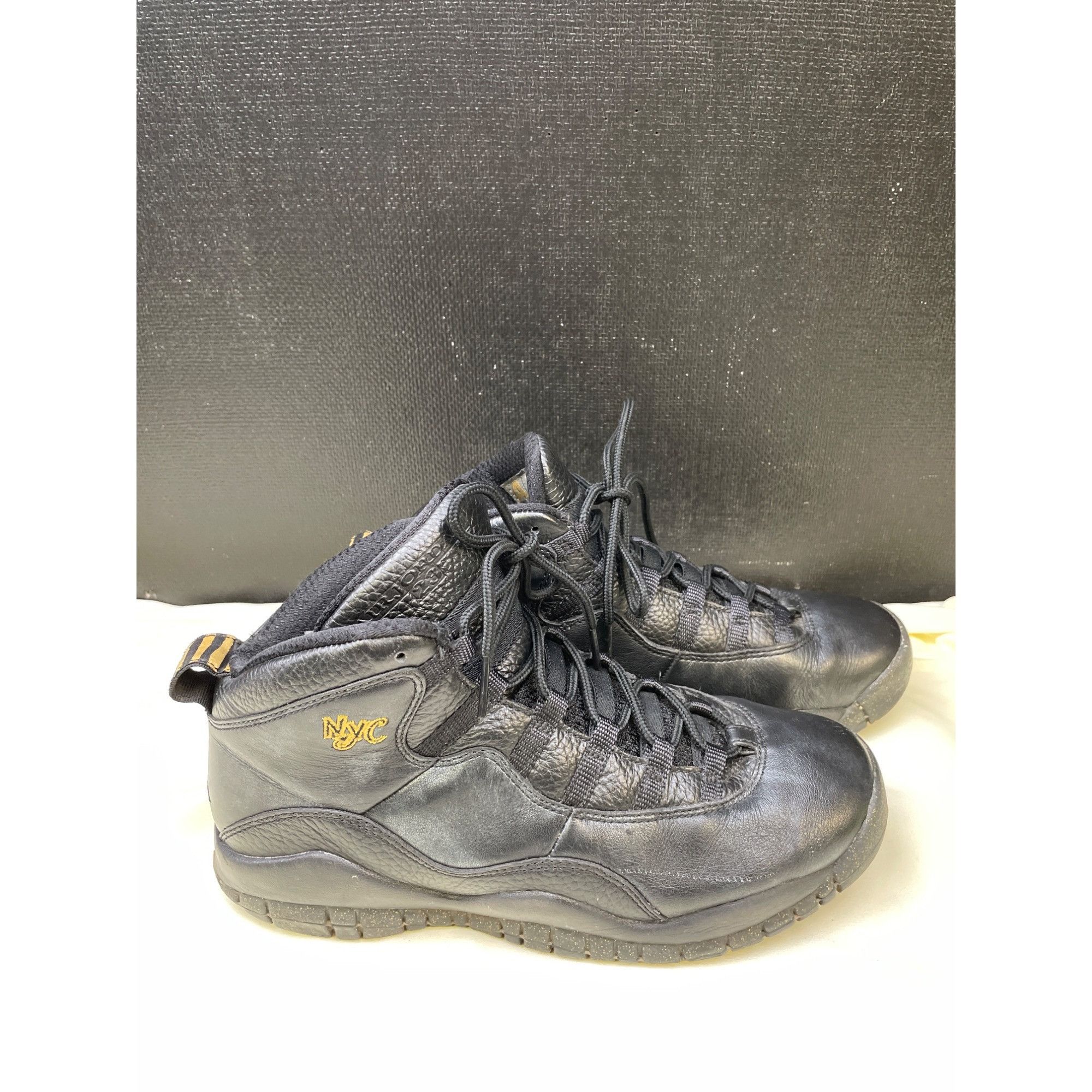 Nike Jordan 10 Retro Boys Big Kid Black Leather Sneakers Shoes Si Size US 6 / EU 39 - 3 Thumbnail