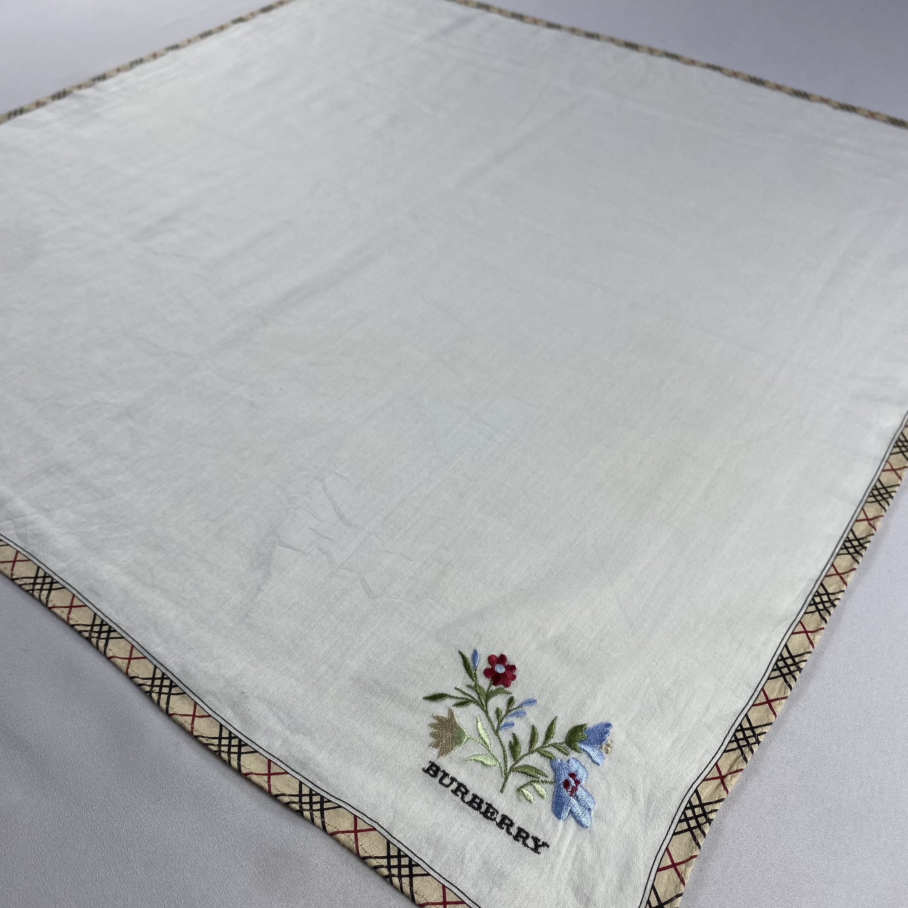 Burberry × Vintage Burberry Handkerchief / Neckerchief / Bandana-P1295 Size ONE SIZE - 2 Thumbnail
