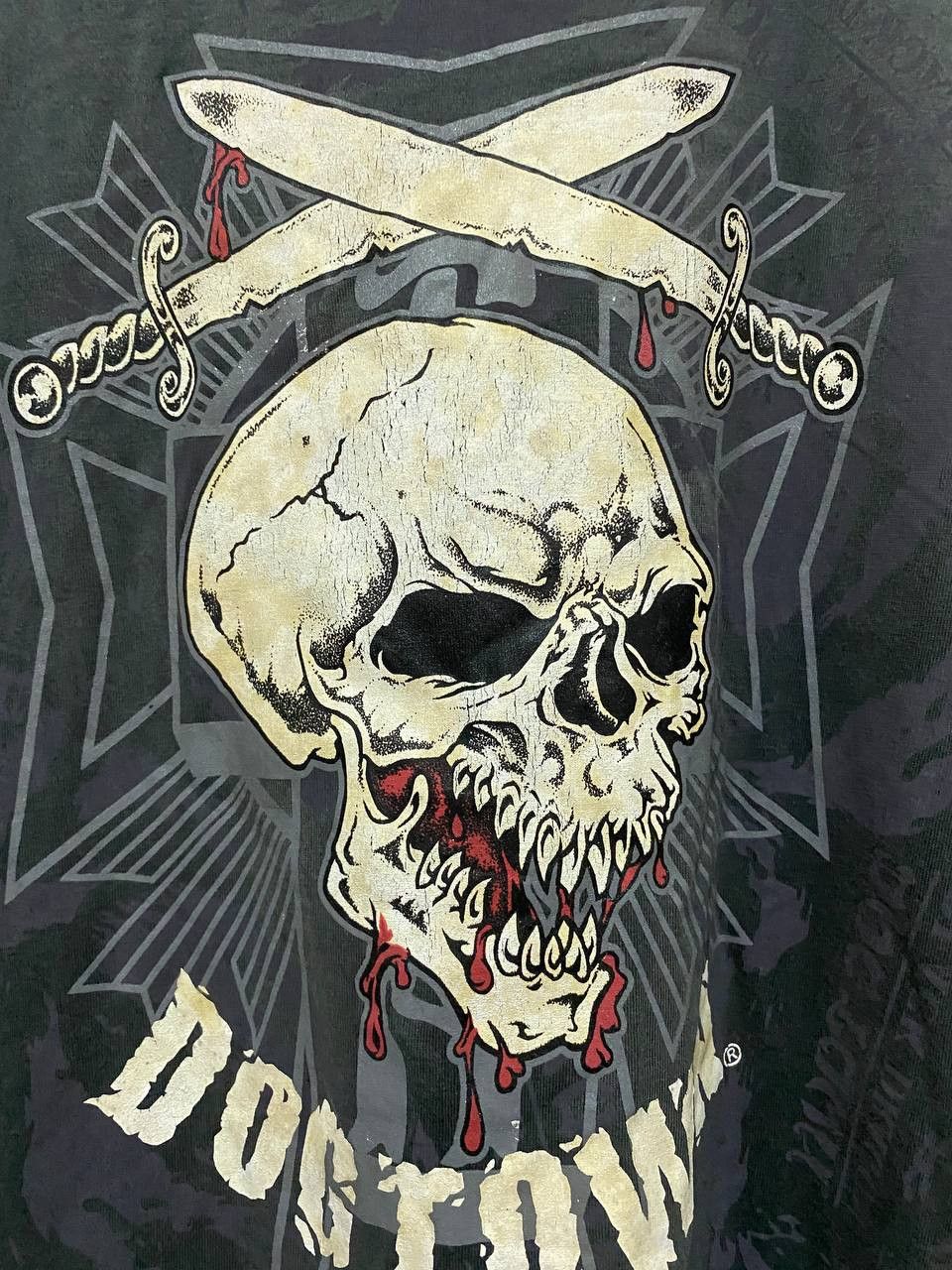 Dogtown tshirt dog town fullprint back hit (distressed) Size US XL / EU 56 / 4 - 4 Thumbnail