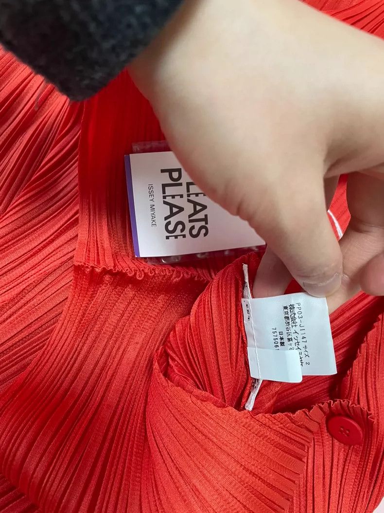 Issey Miyake Issey Miyake Red overalls jumpsuit Size 25" / US 0 / IT 36 - 6 Thumbnail