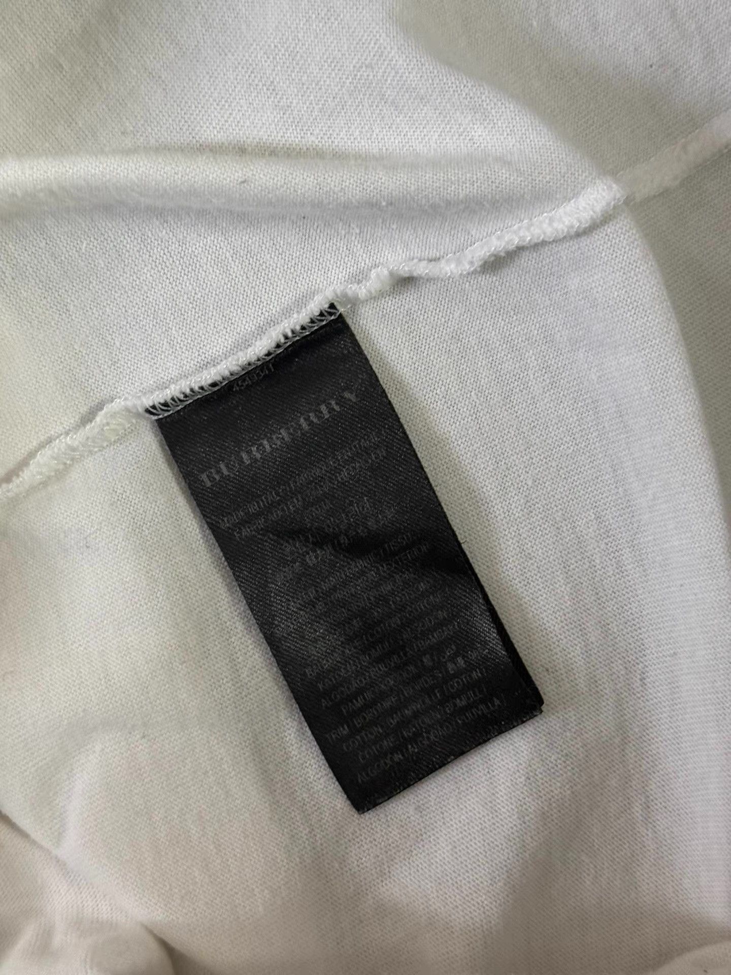 Burberry Burberry London City Limited Edition ShortSleeveT-shirt Ｑ20 Size US S / EU 44-46 / 1 - 5 Thumbnail