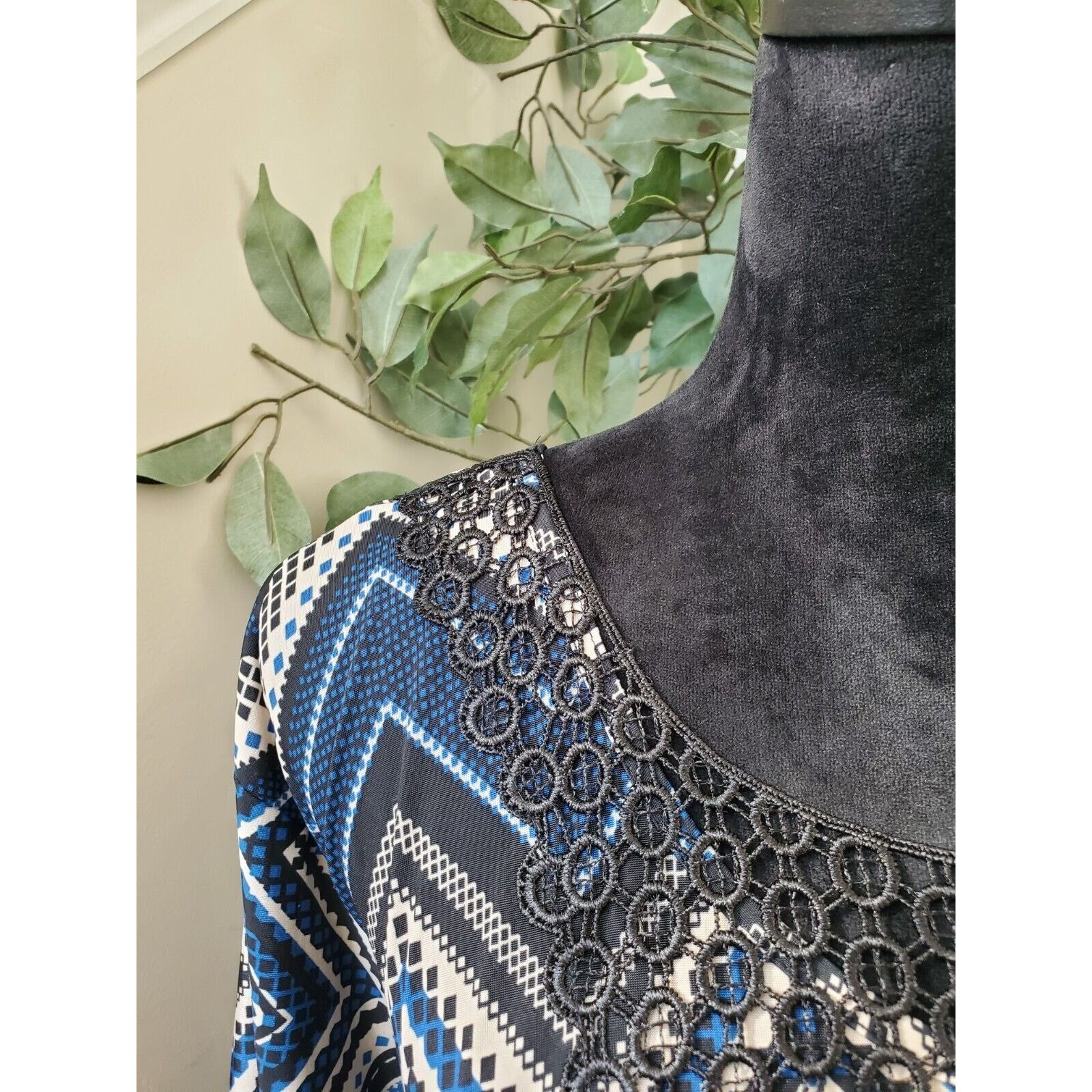 Other Lavish Chevron Polyester Round Neck 3/4 Sleeve Top Blouse Size 3XL / US 20-22 - 7 Thumbnail