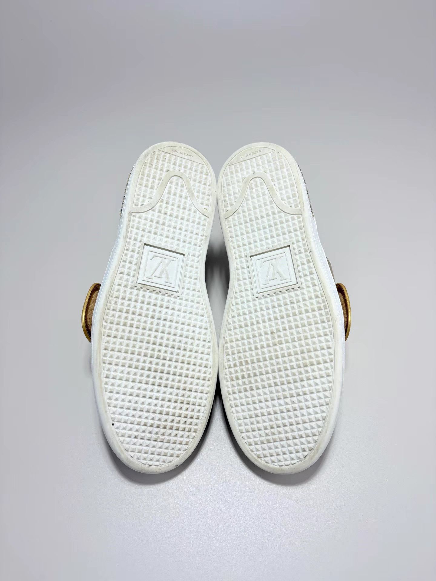 Louis Vuitton LOUIS VUITTON White & Gold Velcro Low-Top Sneakers K1 Size US 6.5 / IT 36.5 - 6 Thumbnail