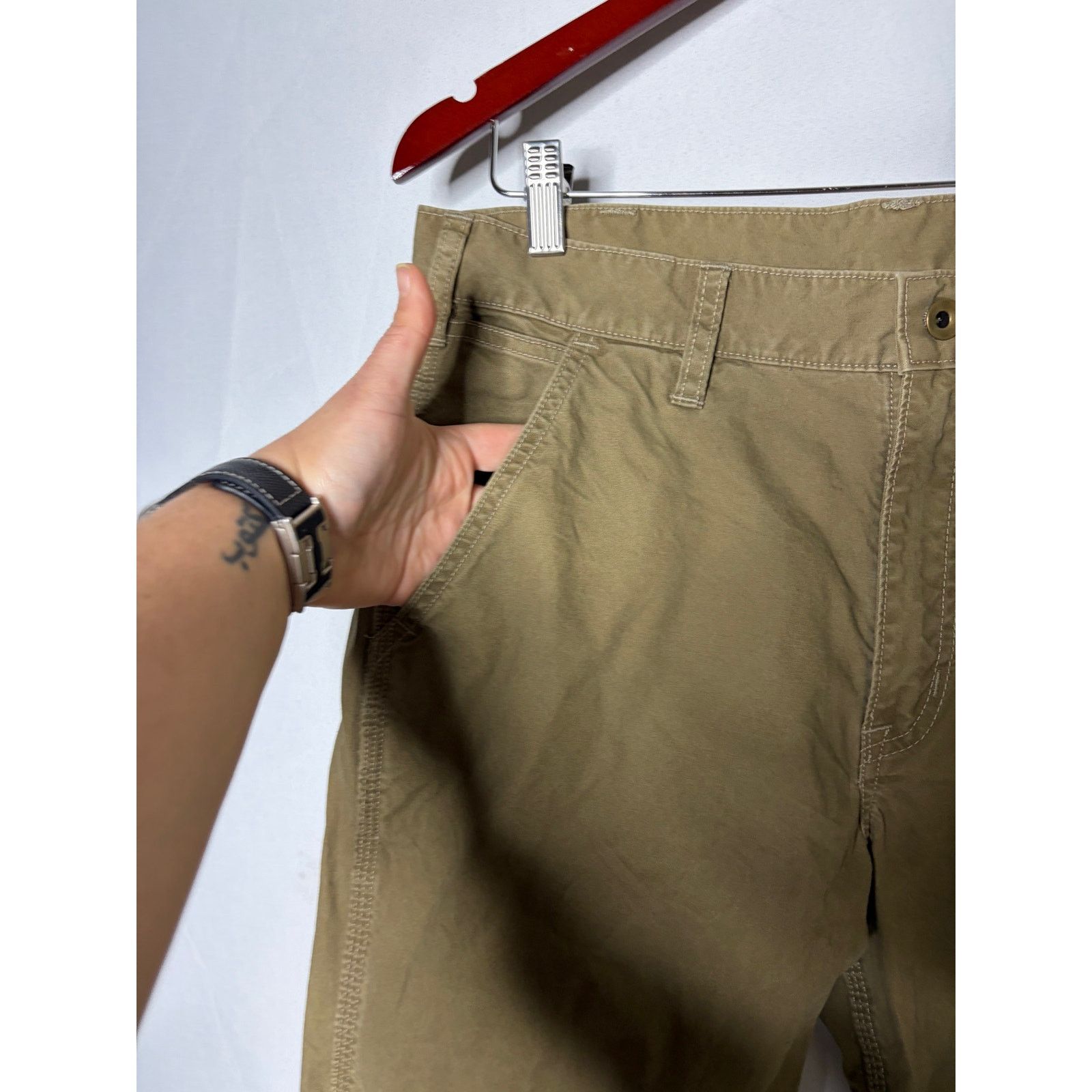 Buck Mason Buck Mason khaki green straight leg chini pants sz 31x33 Size US 31 - 4 Thumbnail