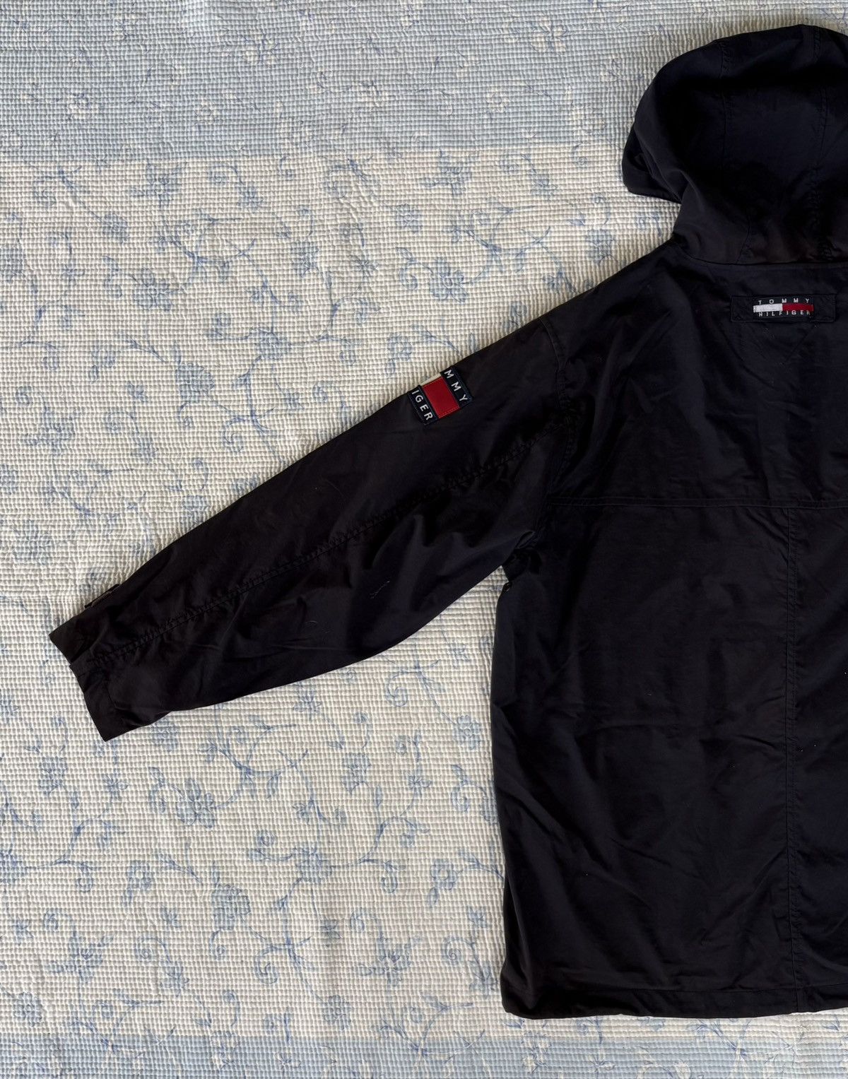 Tommy Hilfiger Tommy Hilfiger Windbreaker Jacket Size US M / EU 48-50 / 2 - 9 Thumbnail