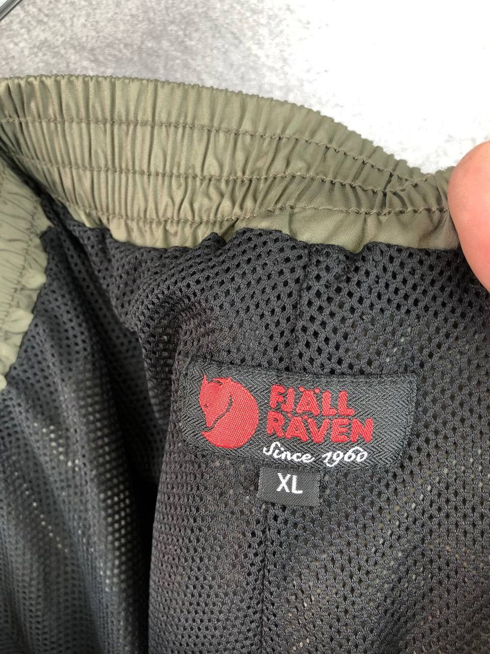 Fjallraven Vintage Mens Fjallraven Nylon Trousers Ski Pants Size US 36 / EU 52 - 12 Thumbnail