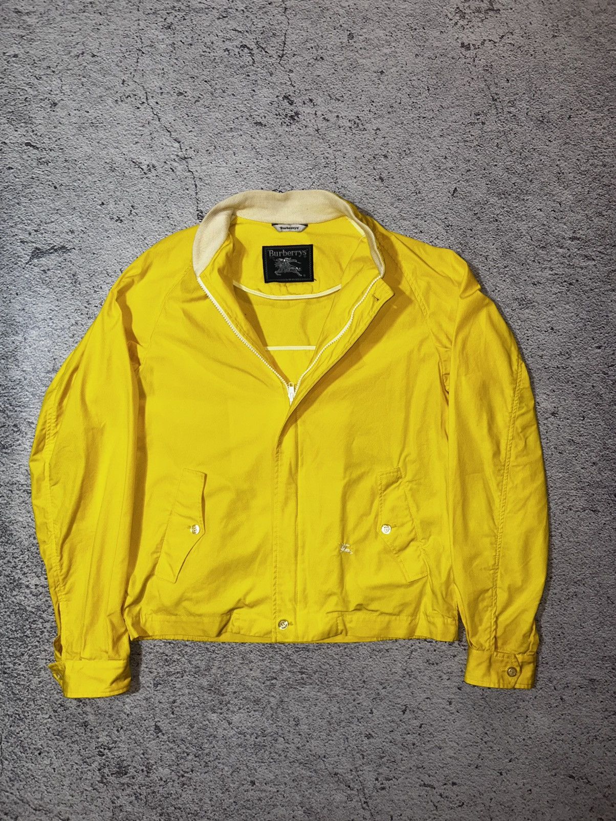 Burberry Vintage Burberrys Yellow Lightweight Bomber Nova Era Size US M / EU 48-50 / 2 - 2 Thumbnail